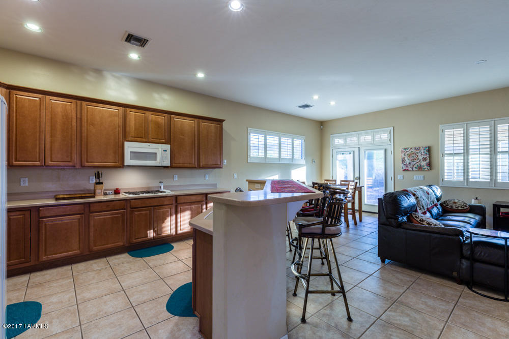 Continental Reserve Blk. 10 (1-69) - Residential