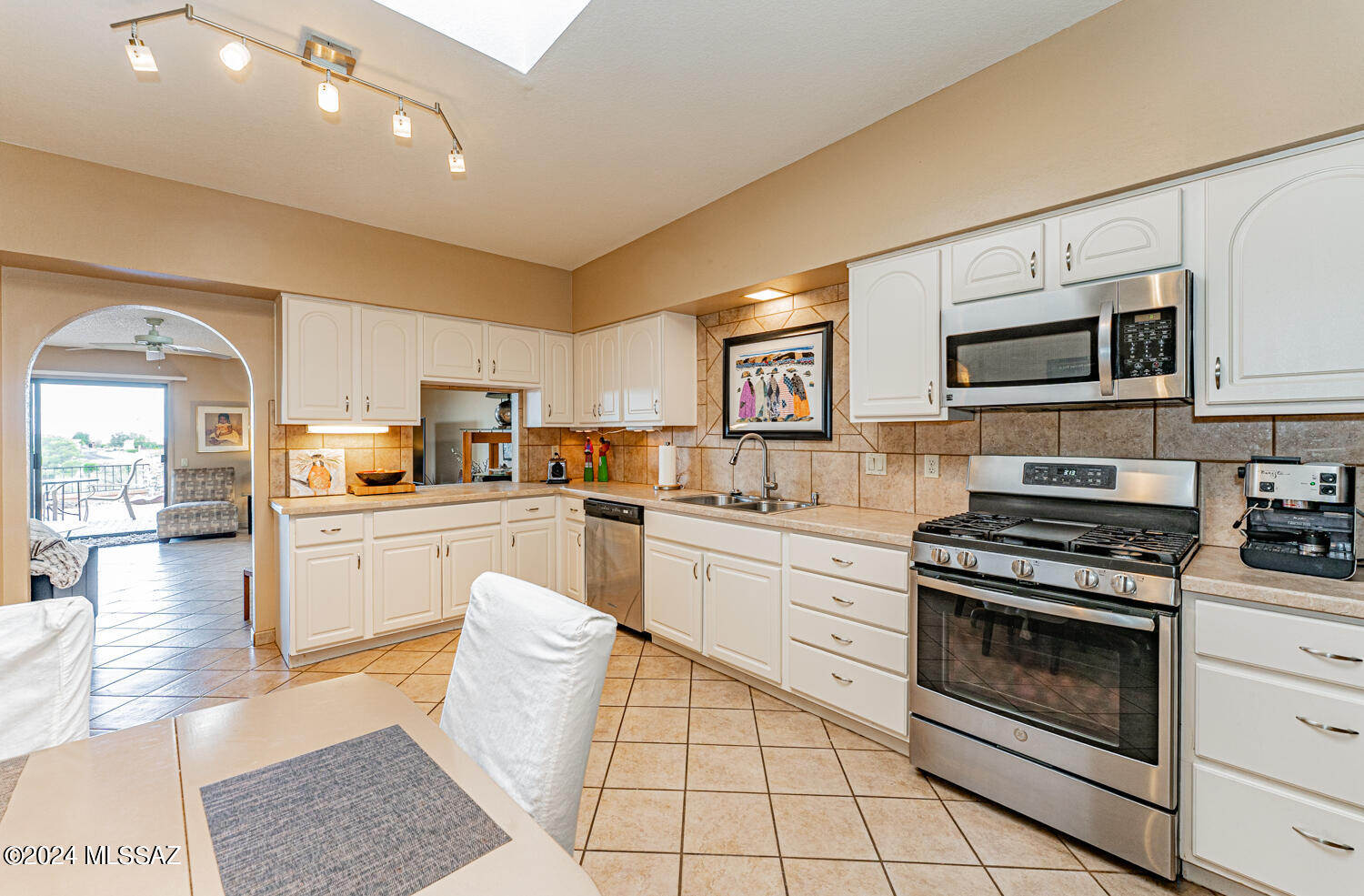 Canoa Hills Townhomes (1-130) - Residential