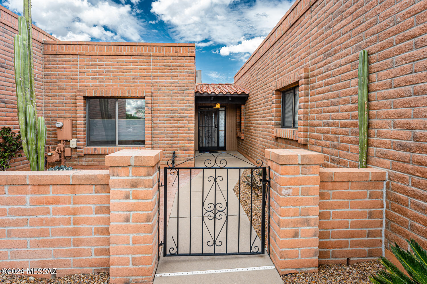 Canoa Hills Townhomes (1-130) - Residential