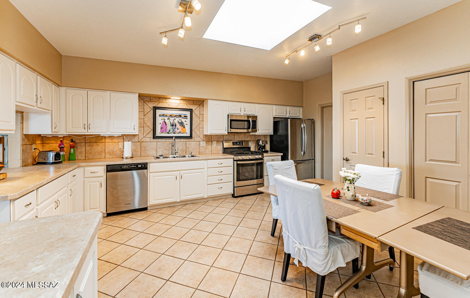 Canoa Hills Townhomes (1-130) - Residential
