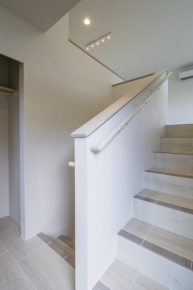 Menlo Park - Residential