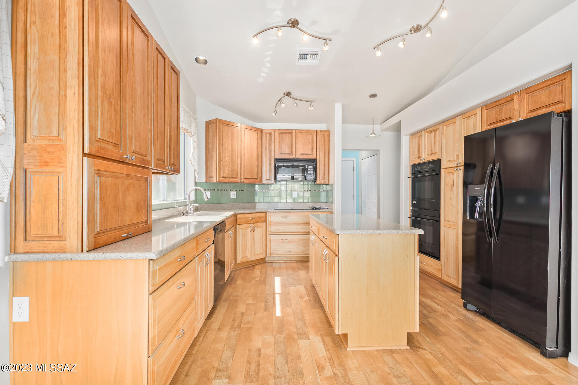 Highpointe (1-32) - Residential