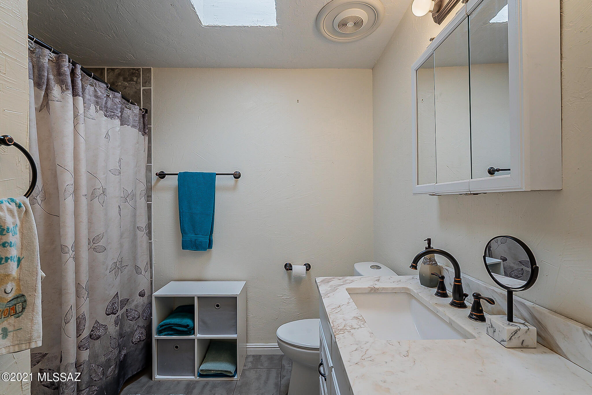 Tres Lomas (1-147) - Residential
