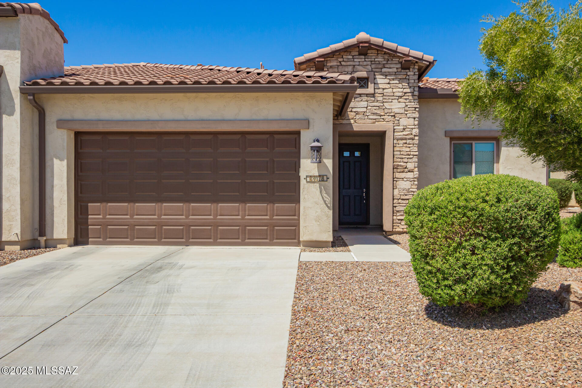 Fabulous opportunity to own this lovely furnished well maintained Villa located in the highly sought after resort community SaddleBrooke Ranch. This barely lived in Villa comes with Ethan Allen furniture & is ready to move in.  Featuring 2 bedrooms 2 bathrooms in a bright open split plan. The Primary bedroom is spacious, with attached ensuite featuring dual vanities, a large shower & a walk-in closet.  Enjoy entertaining friends in the great room with its adjoining dining area that leads smoothly to your covered patio. This villa also includes a full house water filtration & softener system, walk-in pantry, gas cooktop, washer, dryer, utility sink, & beautiful custom wrought iron door. Convenient to all the wonderful amenities including golf, pickleball, tennis, bocceball, pools, spa, gym & dog park, art center and more.