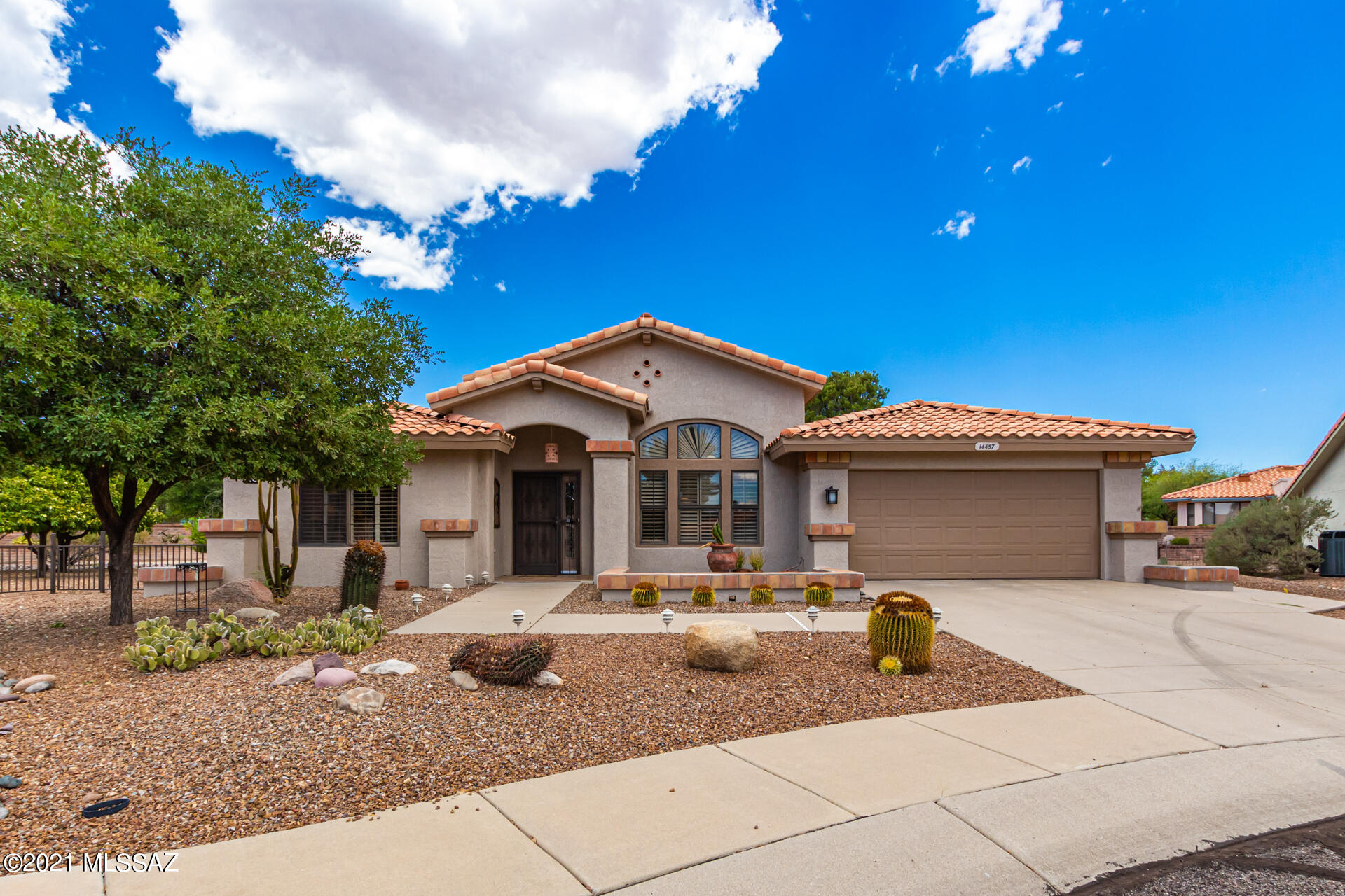 Welcome to the highly sought after community of Sun City, full of active adult amenities, views, and more. Resting on one of the largest, low maintenance lots in the neighborhood on .41 acres, this cul-de-sac home gives you the privacy you desire and room to spread out. Freshly painted exterior! Large living room, dining area, and family room with a cozy red brick fireplace. Open kitchen with ample storage and natural light. The primary suite boasts a bay window, dual bathroom vanities, large walk-in closet, soaker tub, and walk-in shower. Come see all that Sun City has to offer- schedule a showing today!