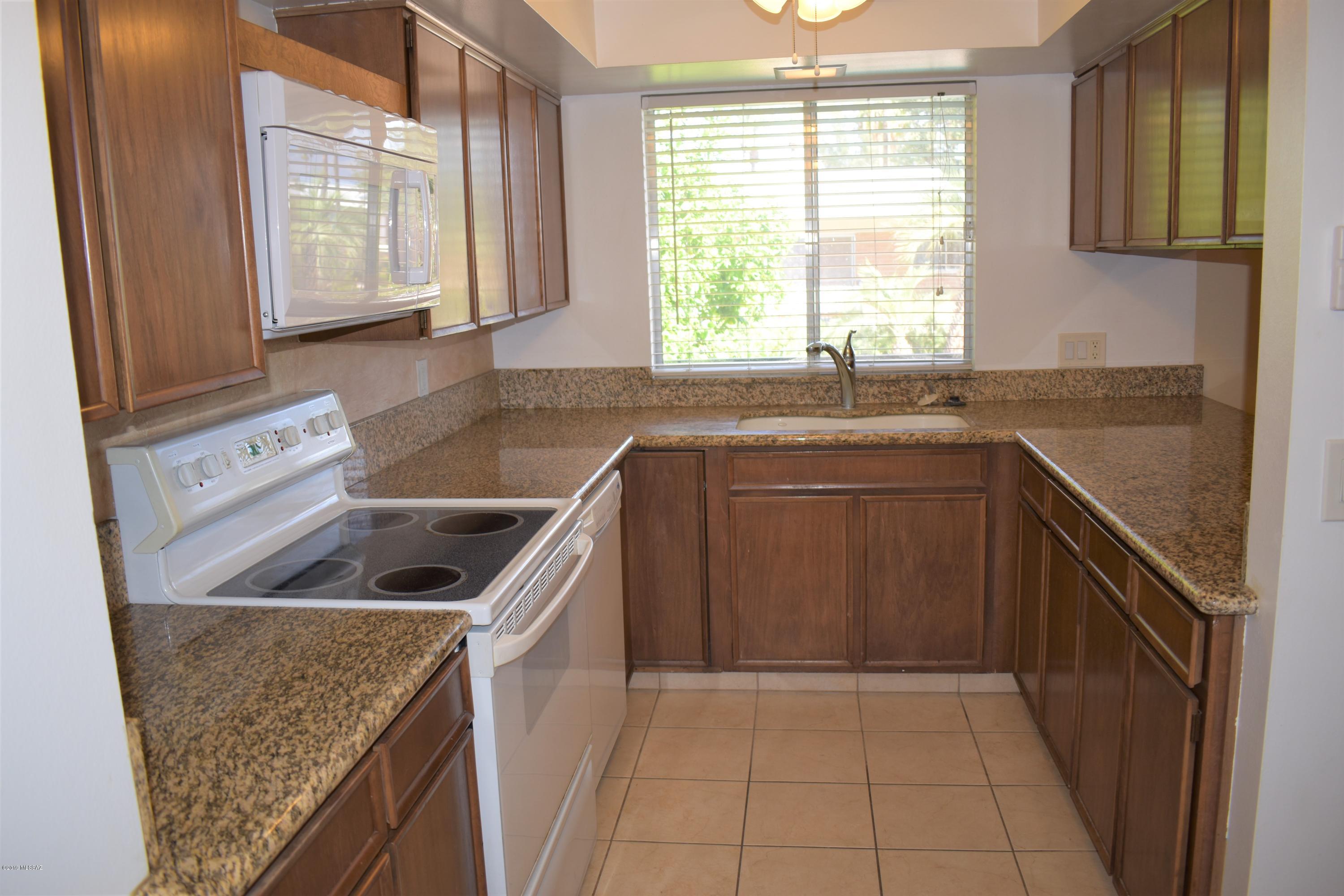 Eden Roc Gardens - Residential