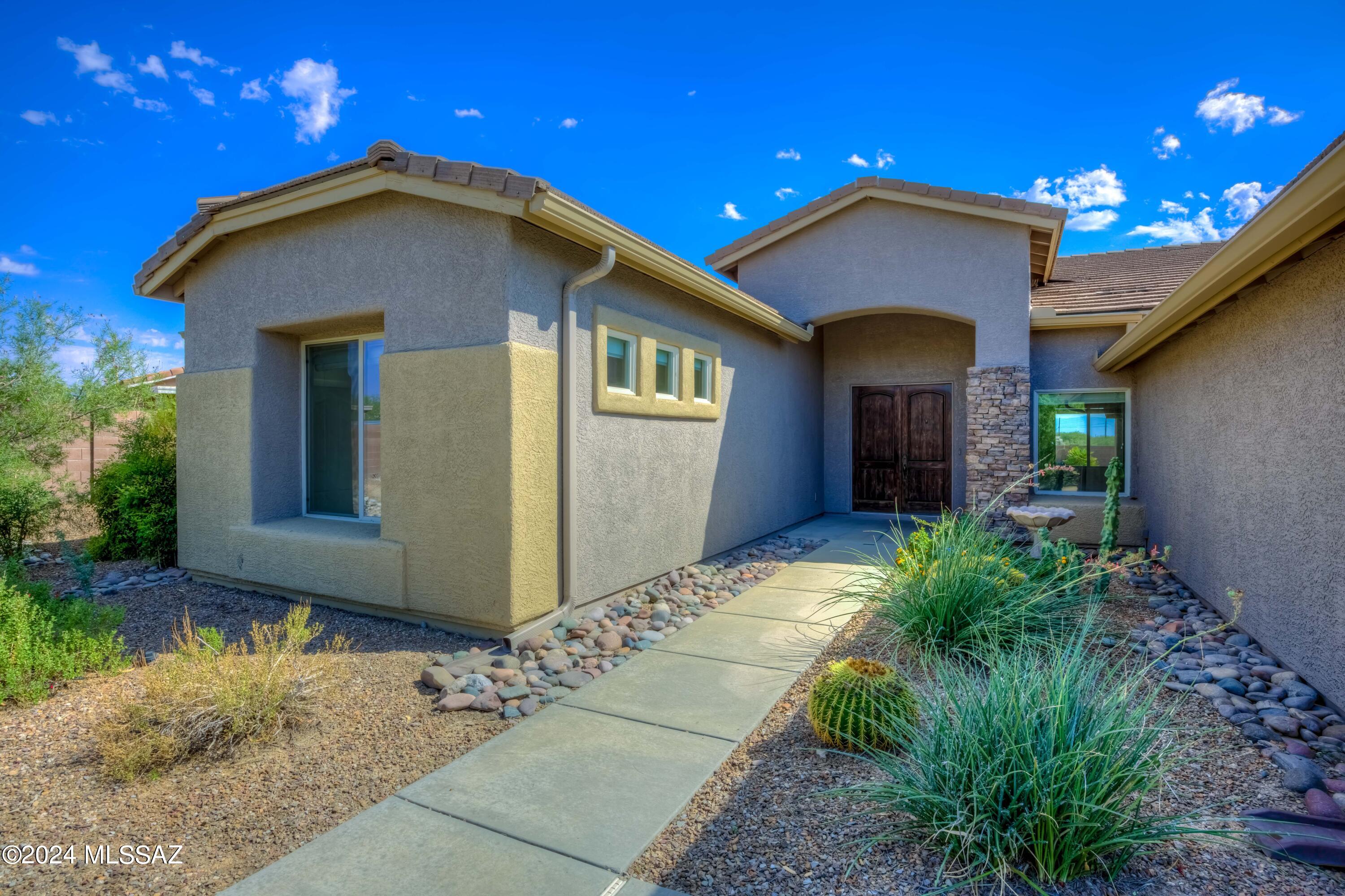 Agua Dulce (1-60) - Residential