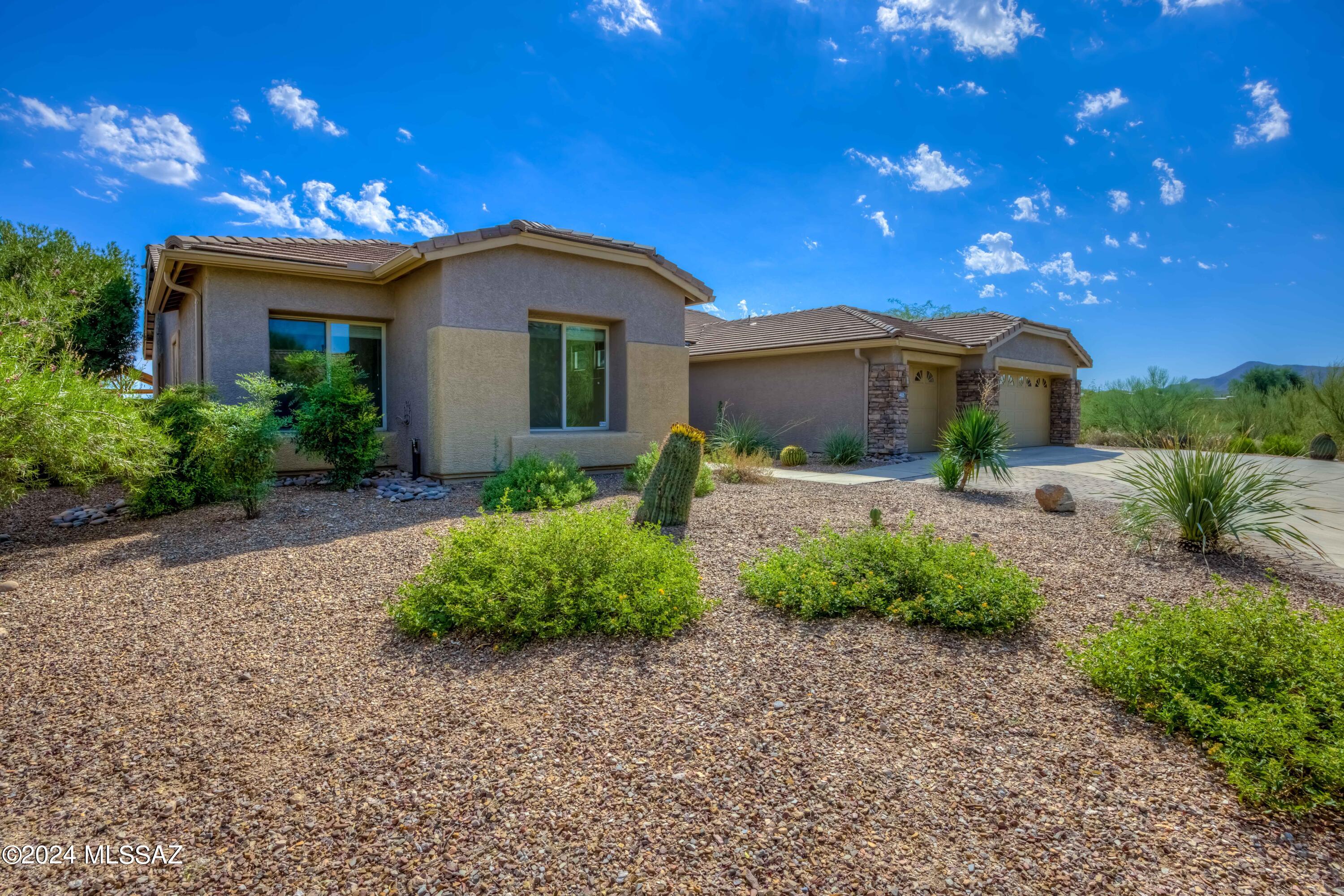 Agua Dulce (1-60) - Residential