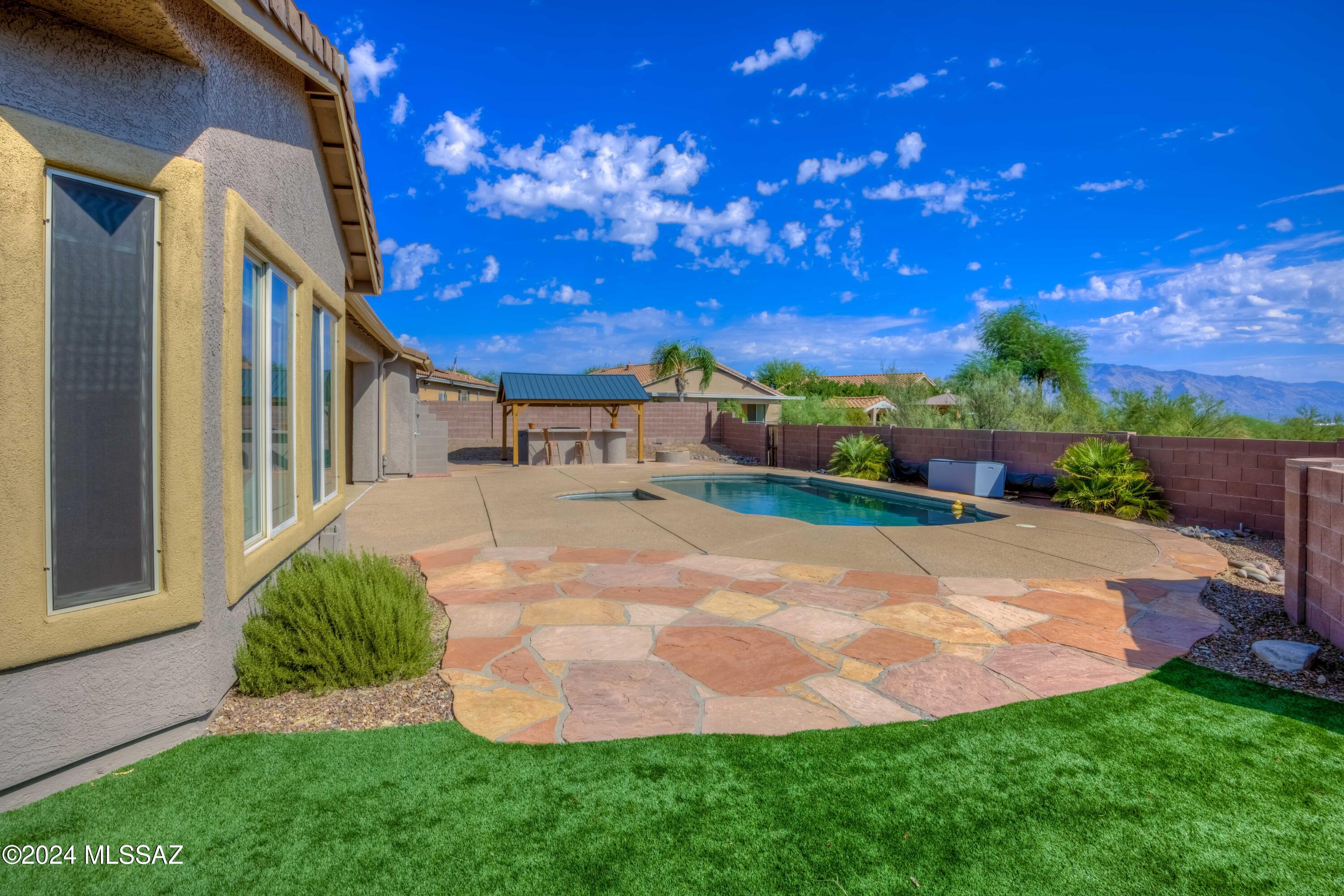 Agua Dulce (1-60) - Residential