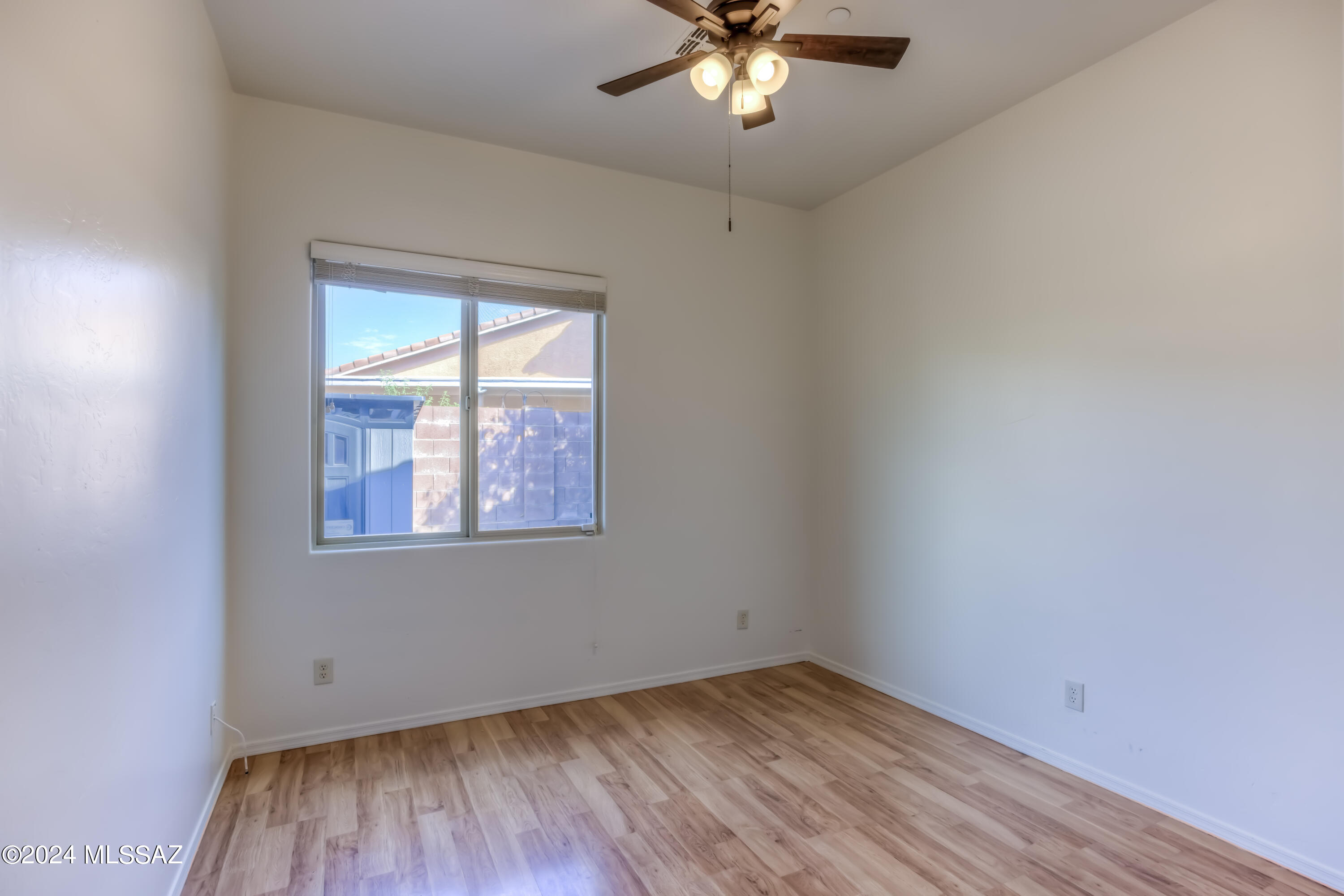 Agua Dulce (1-60) - Residential