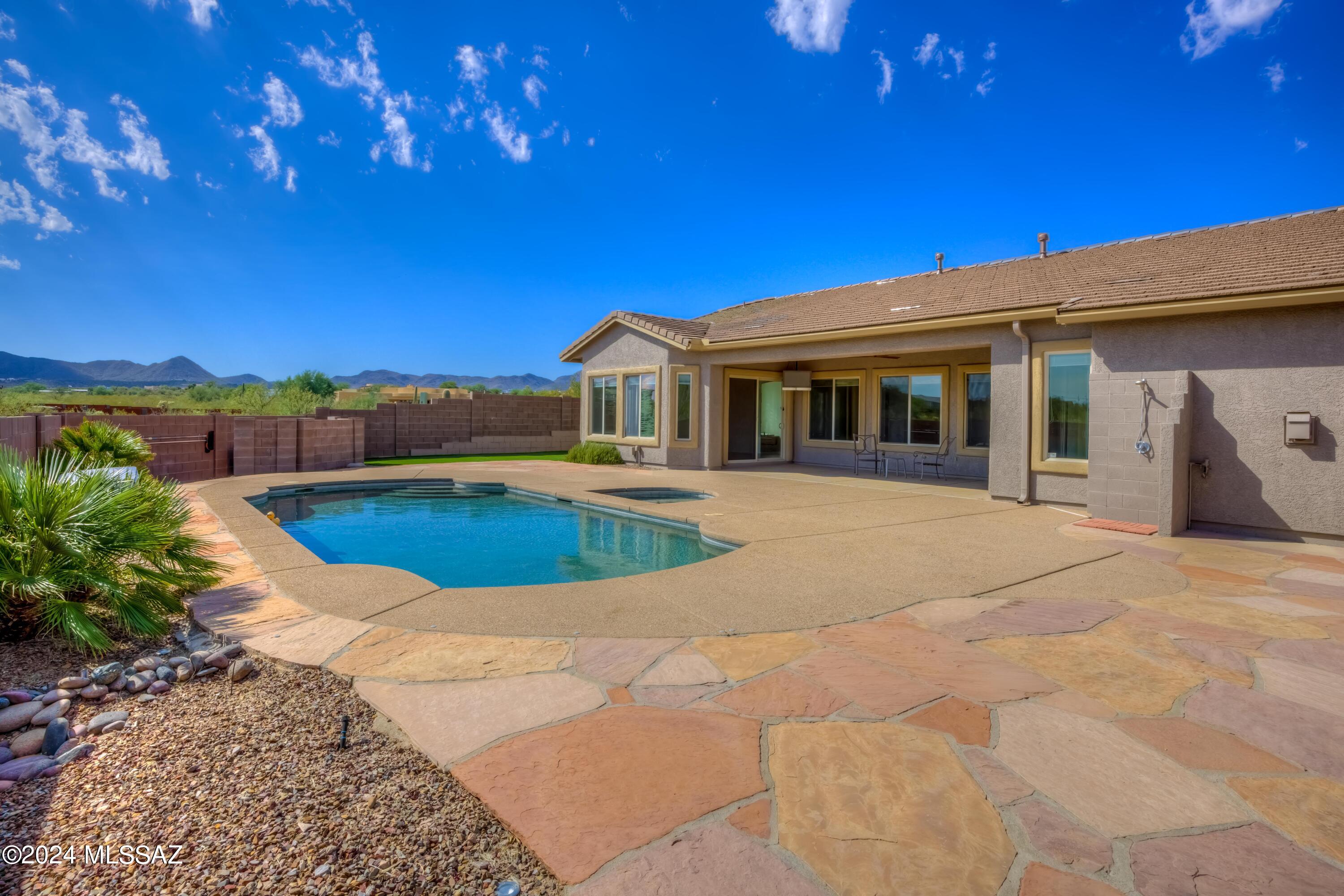 Agua Dulce (1-60) - Residential