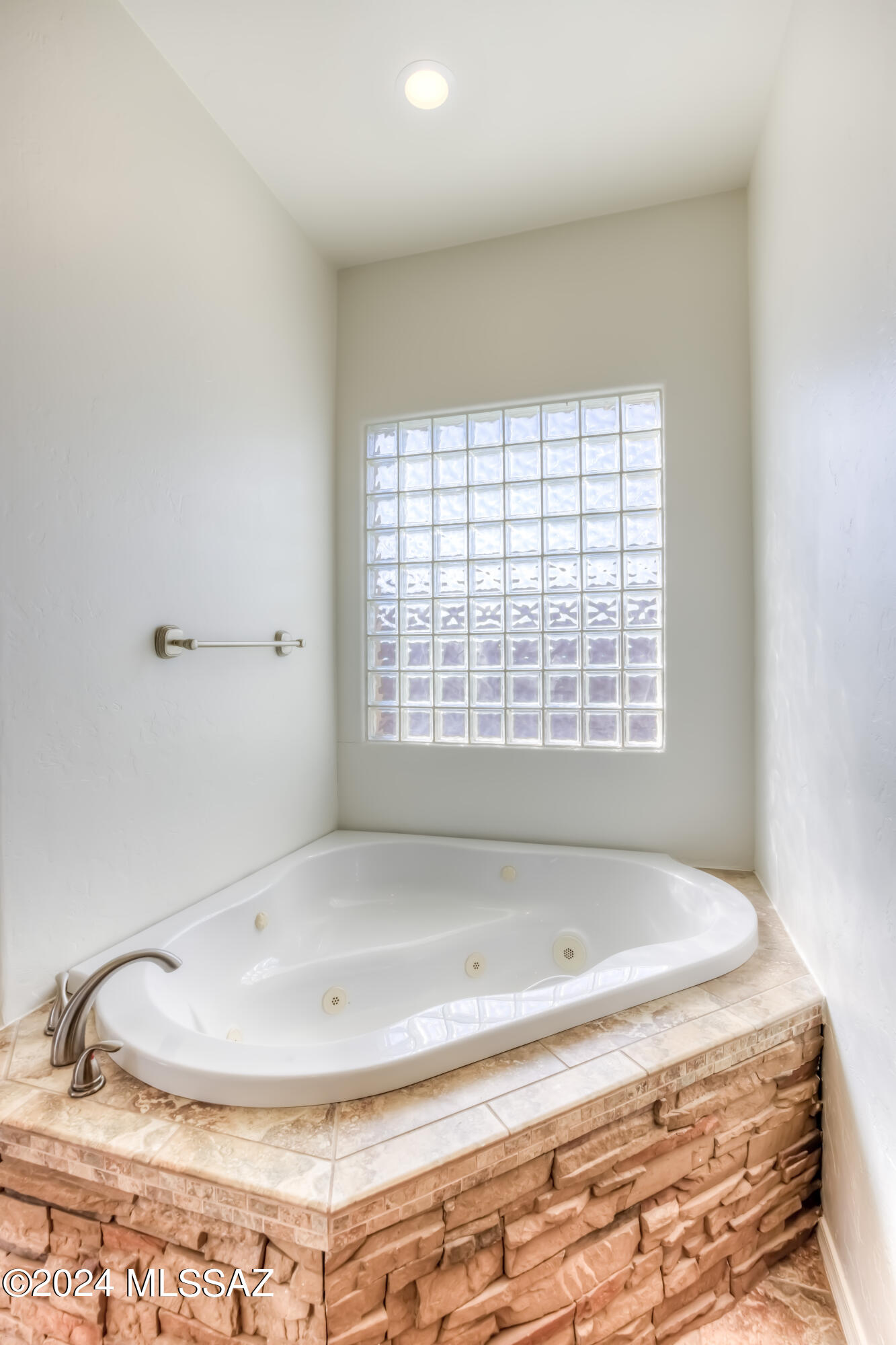 Agua Dulce (1-60) - Residential