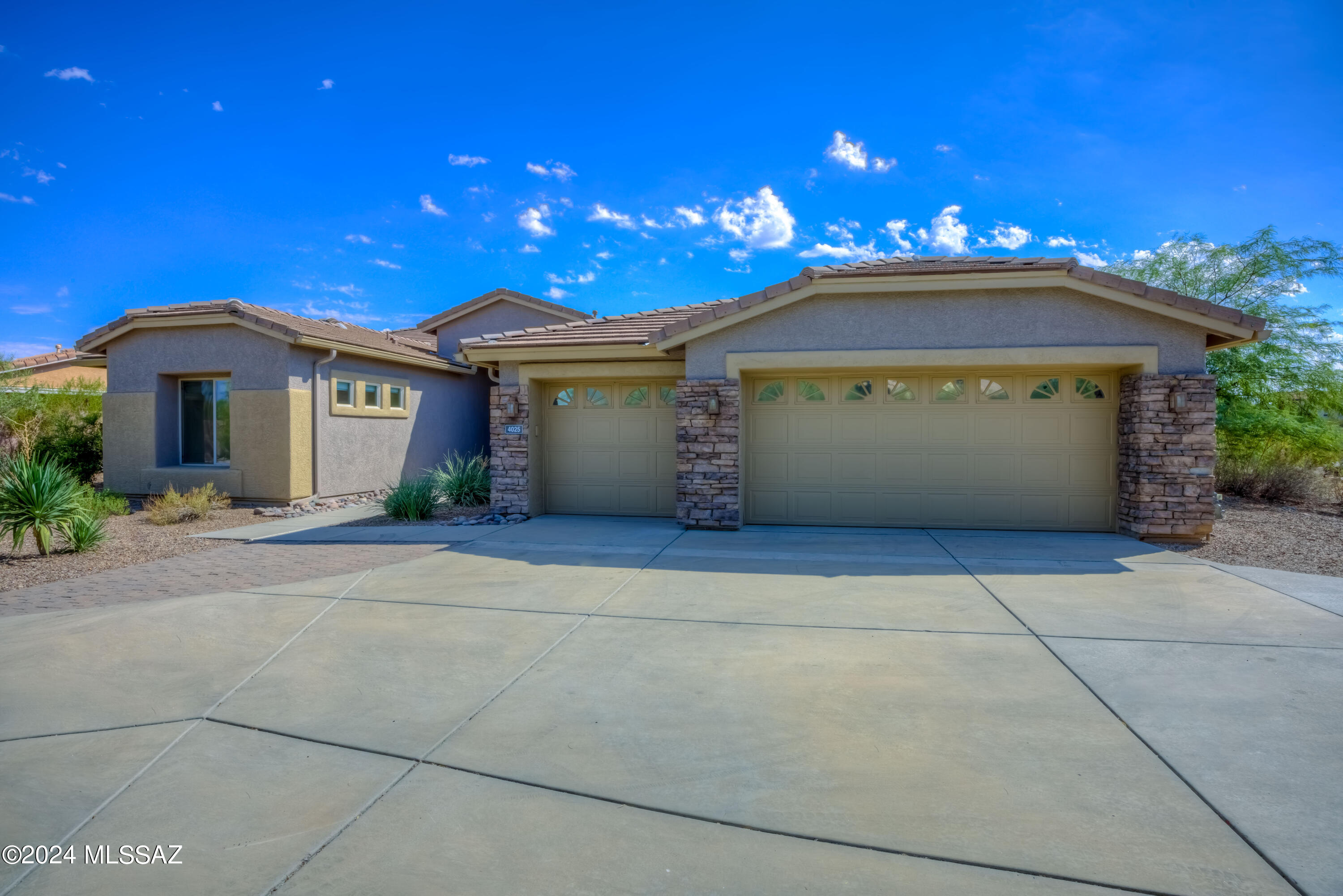 Agua Dulce (1-60) - Residential