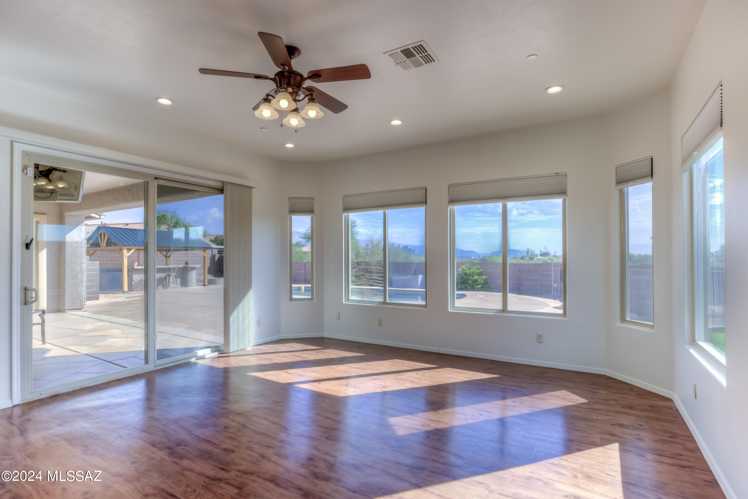 Agua Dulce (1-60) - Residential