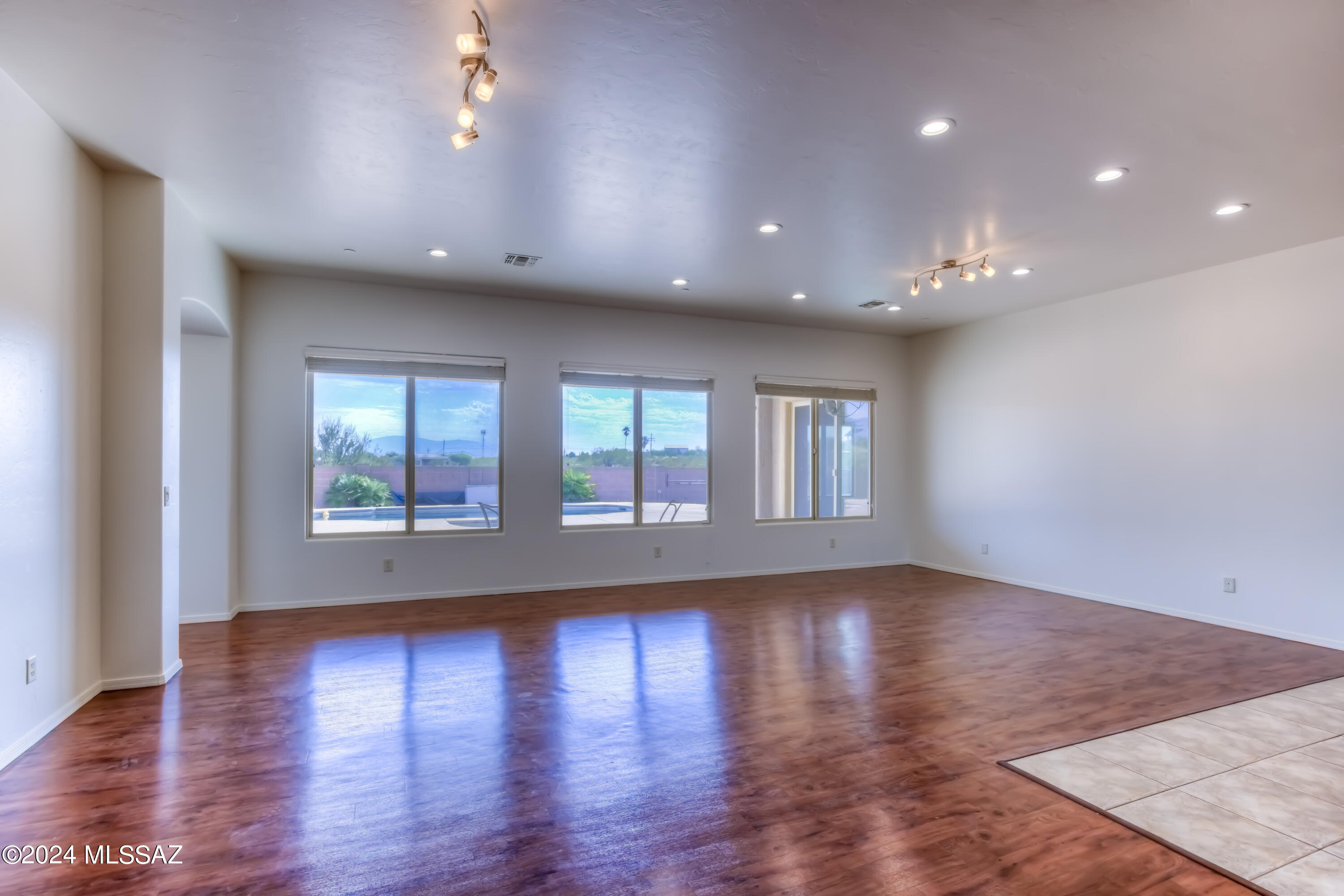 Agua Dulce (1-60) - Residential