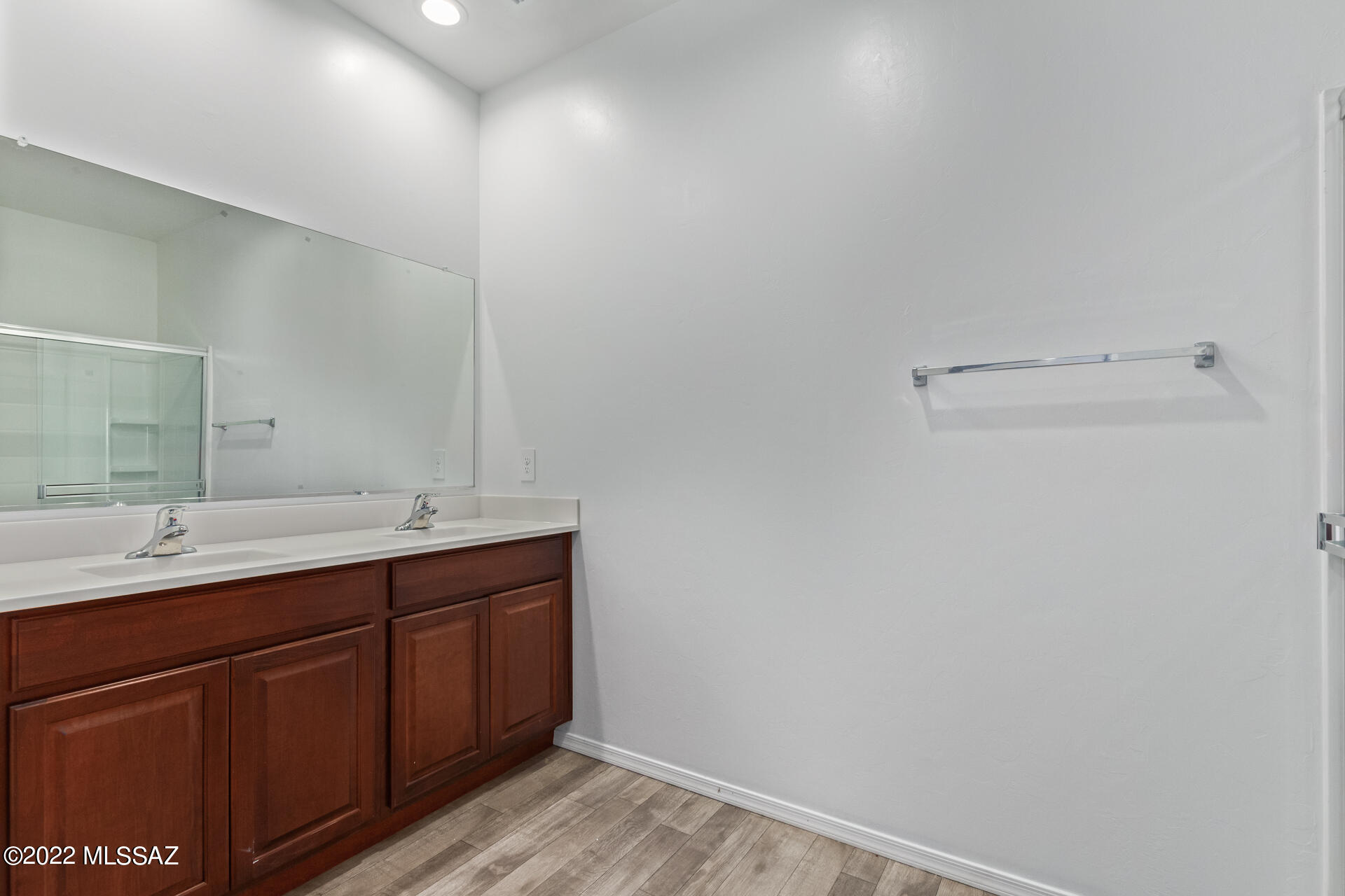 Unsubdivided - Residential Lease