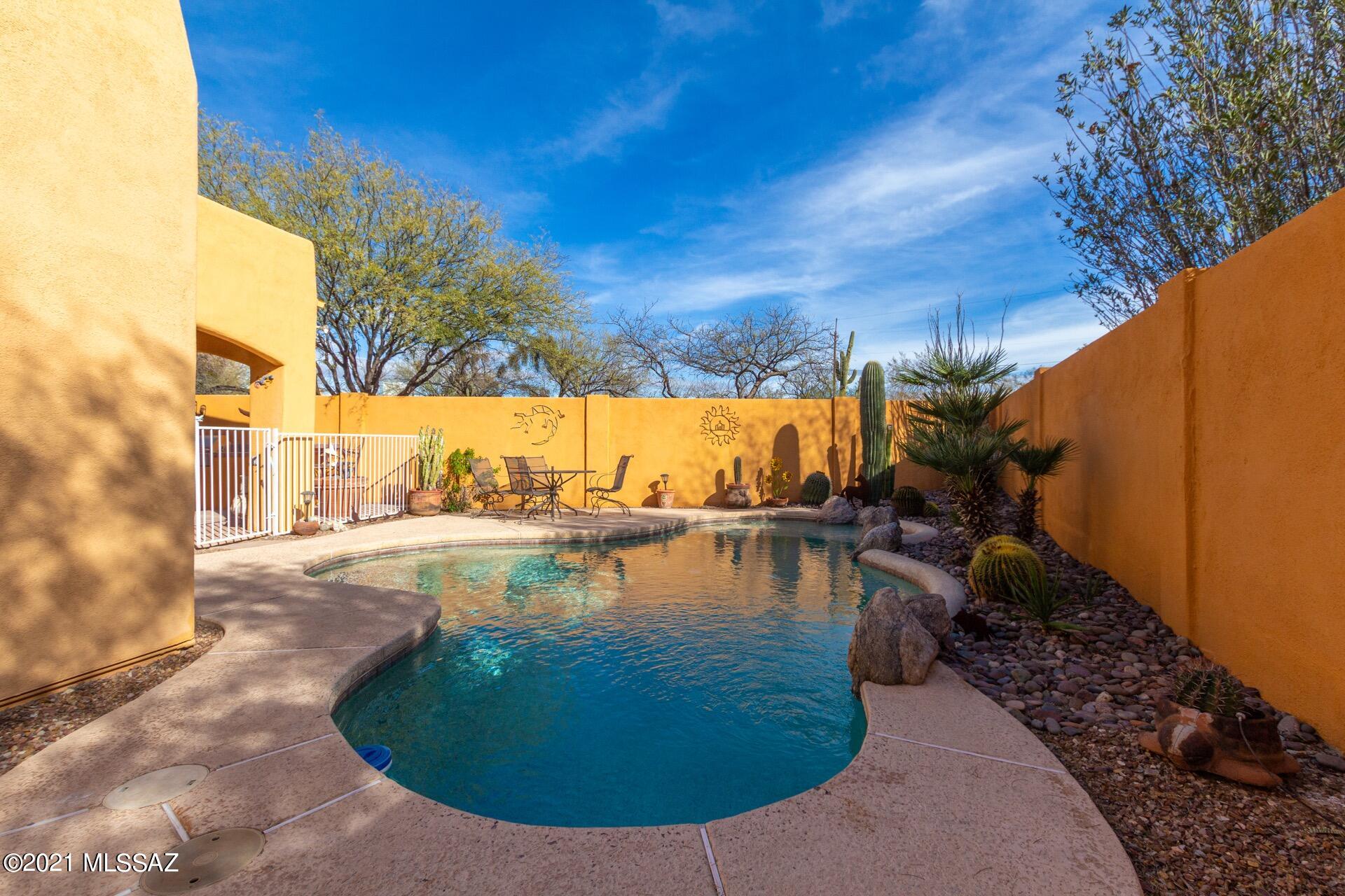 Sonoran Place (1-50) - Residential