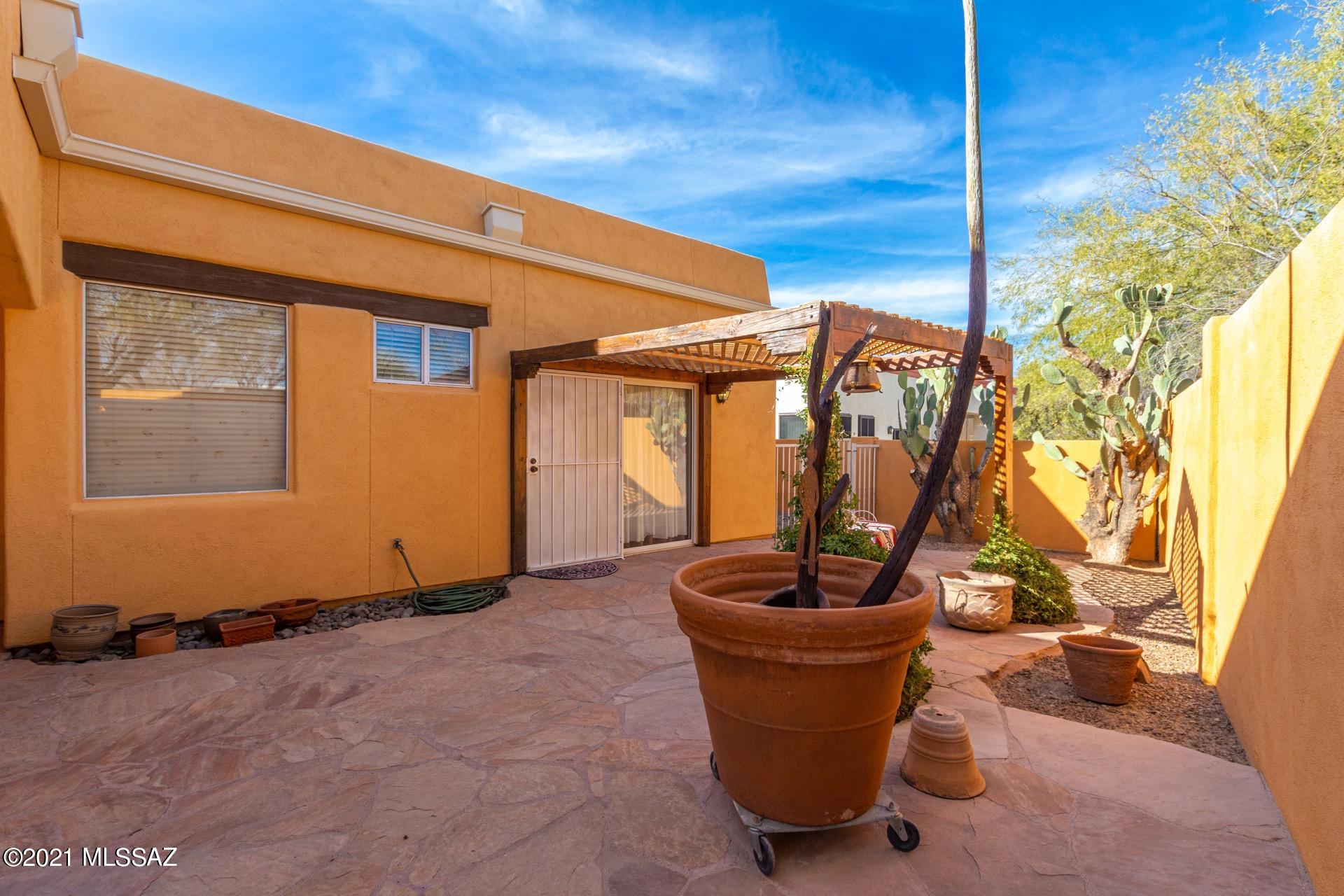 Sonoran Place (1-50) - Residential