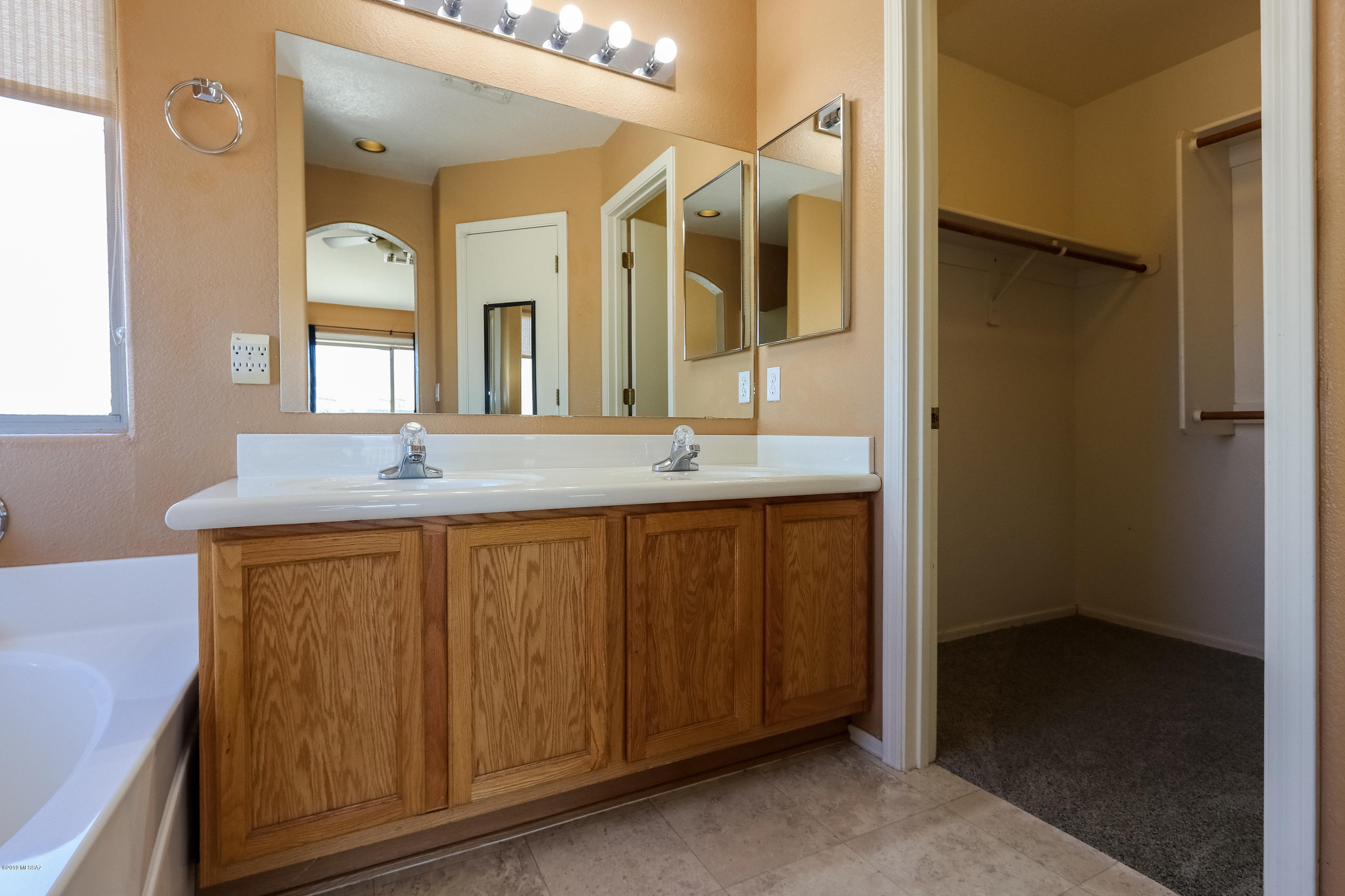 Desert Crossings at Rita Ranch (1-255) - Residential Lease