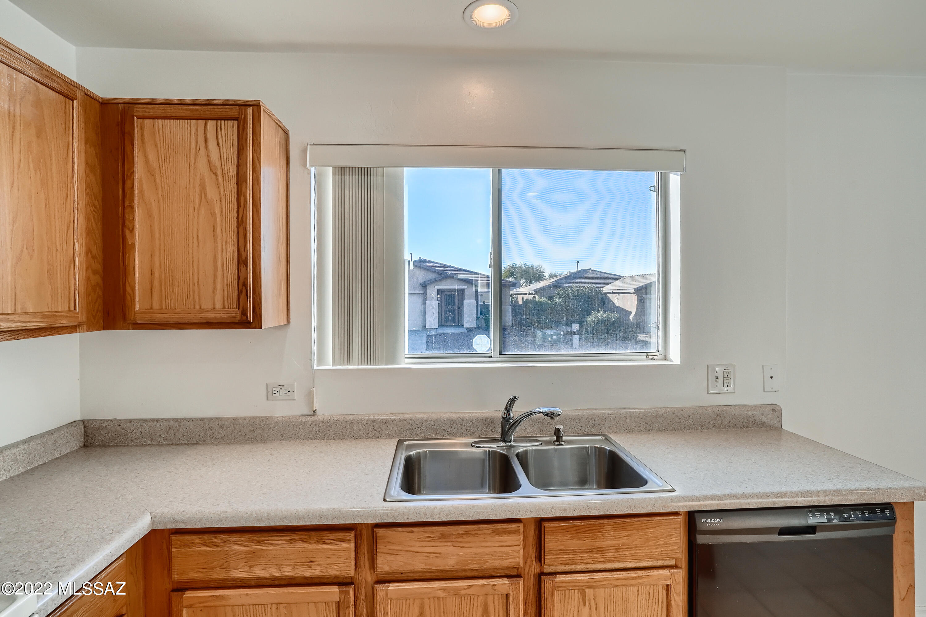 Harrison Terrace (1-74) - Residential
