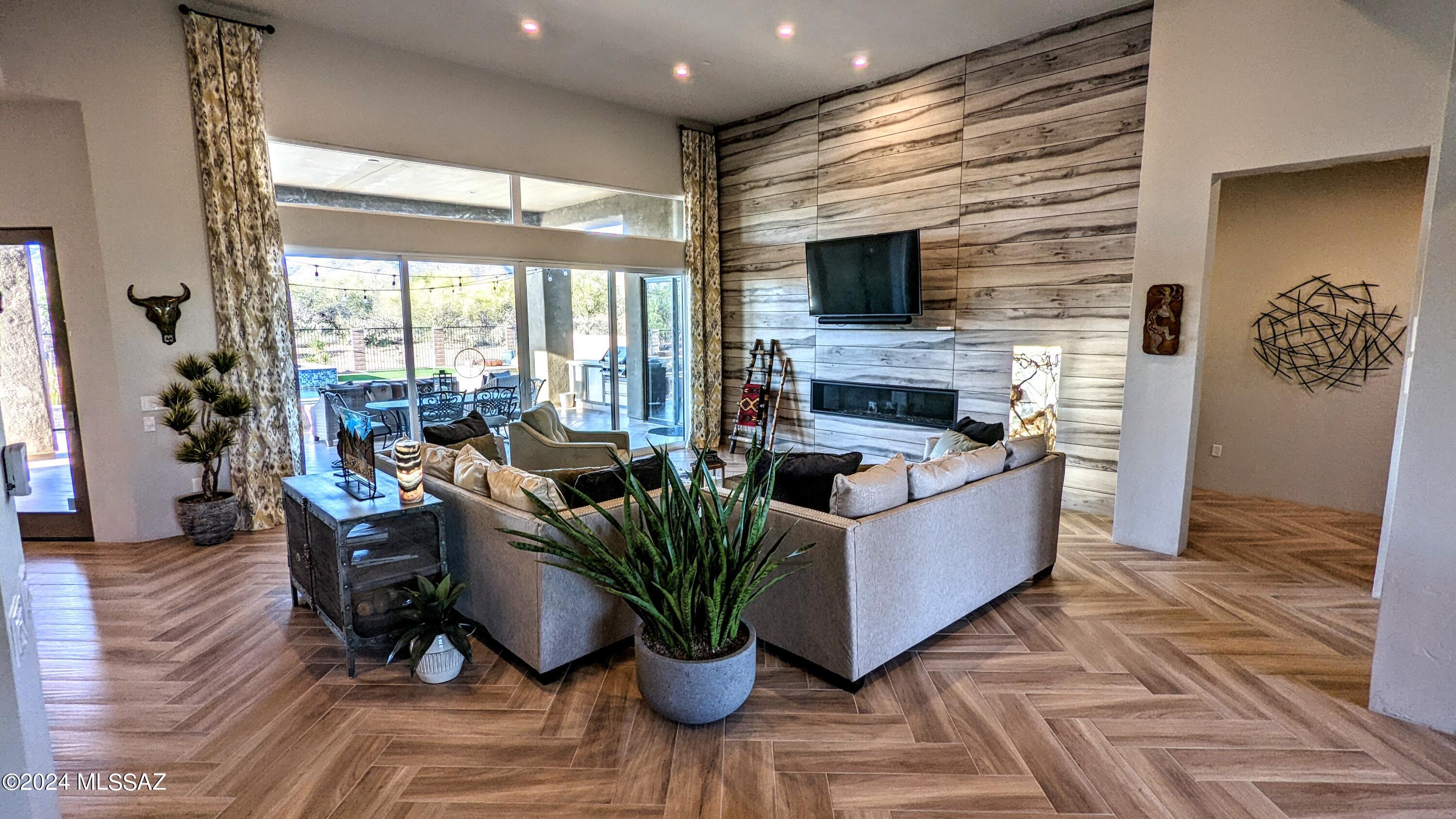 Garden Estates Amended (1-25) - Residential Lease