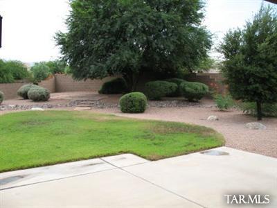 Former Model Home in Prestigious Pantano Ranch
 
4 Bedroom, 2 Bath with views in Prestigious Pantano Ranch featuring wood laminate floors, A/C, Stove, DW, Microwave, approximately 2035 sq. feet, 2 car garage, large back y ard professionally landscaped, pet is negotiable, Non-Smoking Home