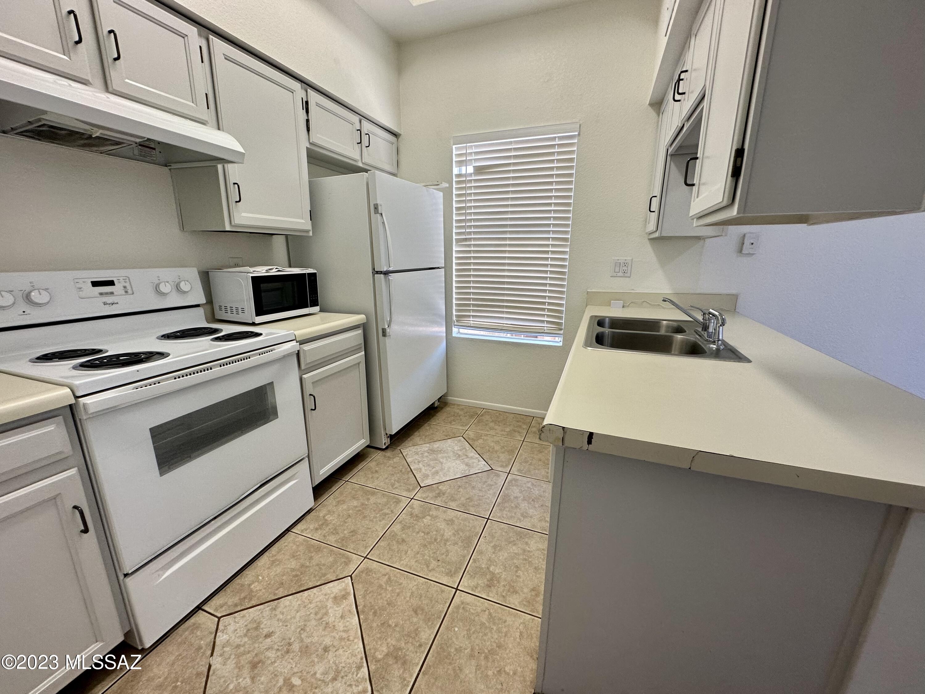 Gatewood Pointe Townhomes(1-138)BK.(1) - Residential Lease