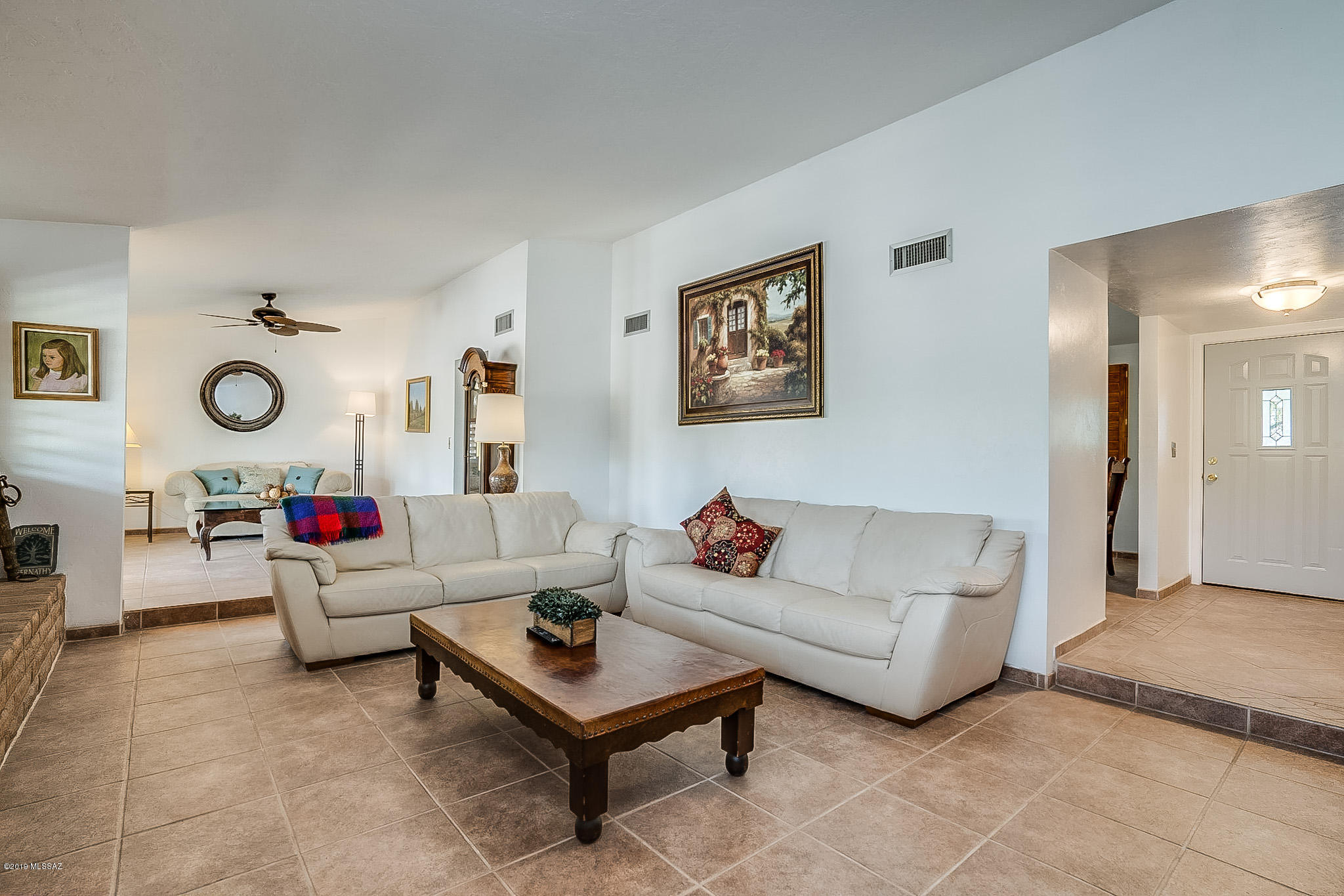Tres Lomas (1-147) - Residential