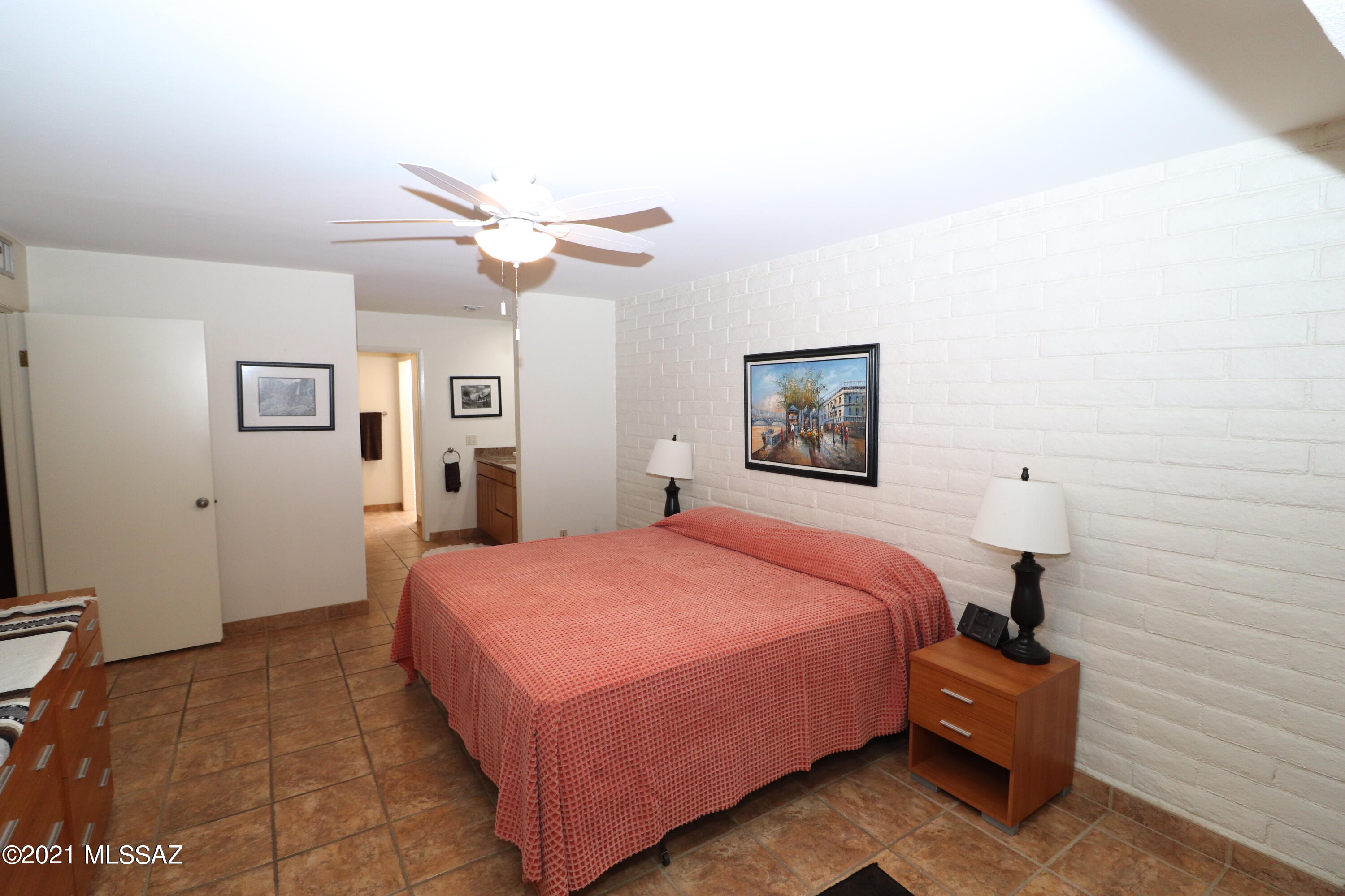 Catalina Del Rey (1-179) - Residential Lease