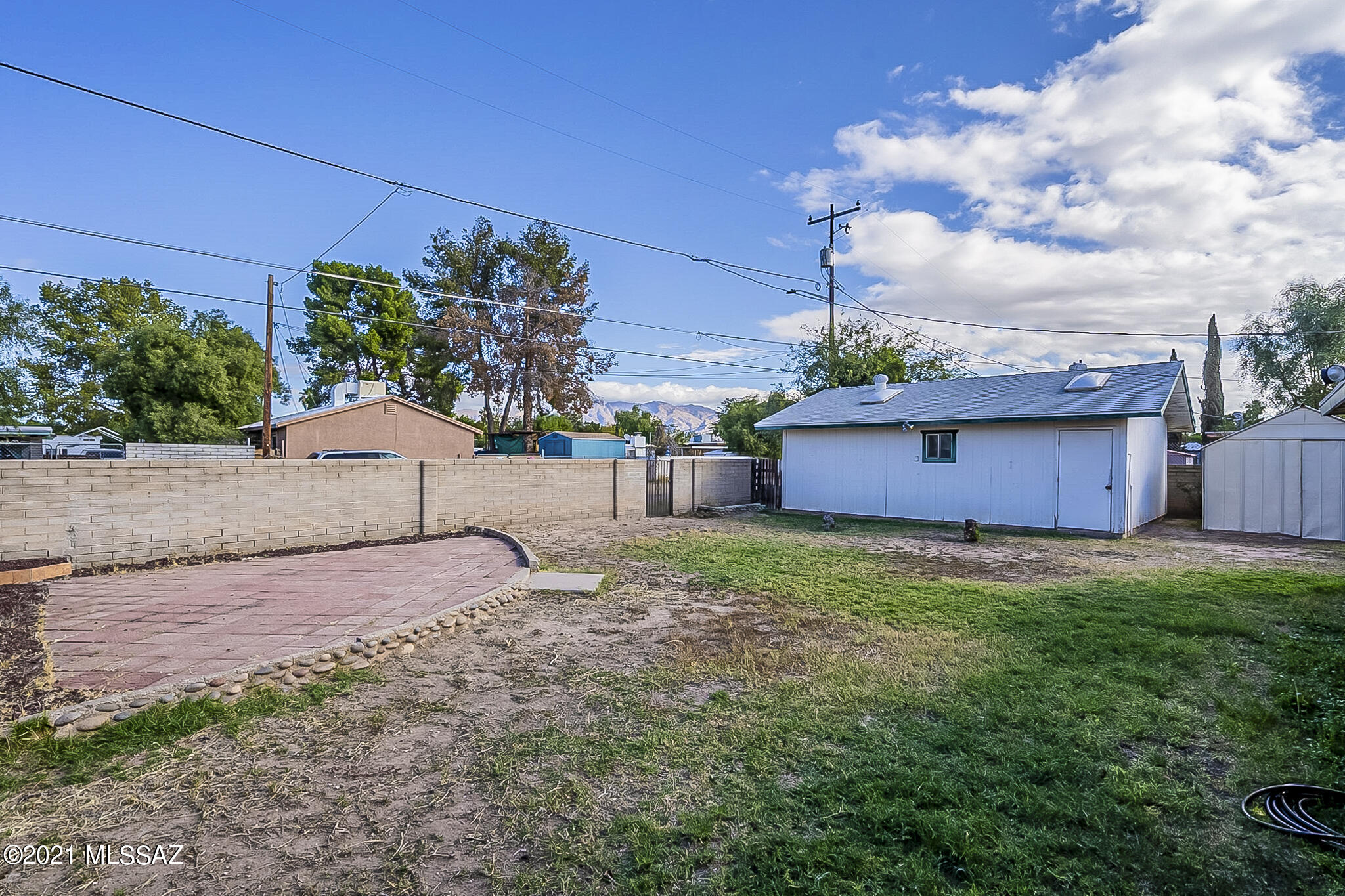 Flowing Wells Village - Residential