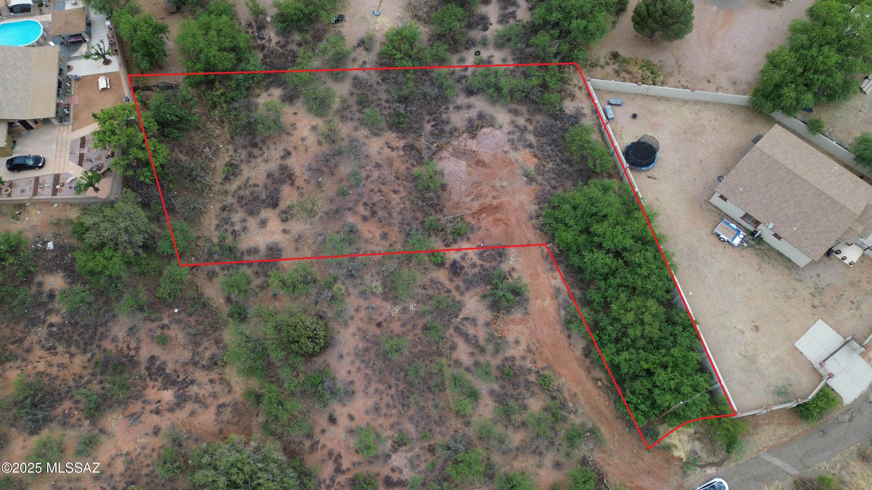 Priced to sell quickly! 

Ready-to-build cul-de-sac lot in Rio Rico with water tap installed—a rare find! Enjoy privacy, low traffic, and beautiful desert views in a quiet, scenic setting.

Perfect for a custom home or investment, with easy access to I-19, schools, and shops. Don't miss this affordable opportunity in a growing community
Please call or text for more information.