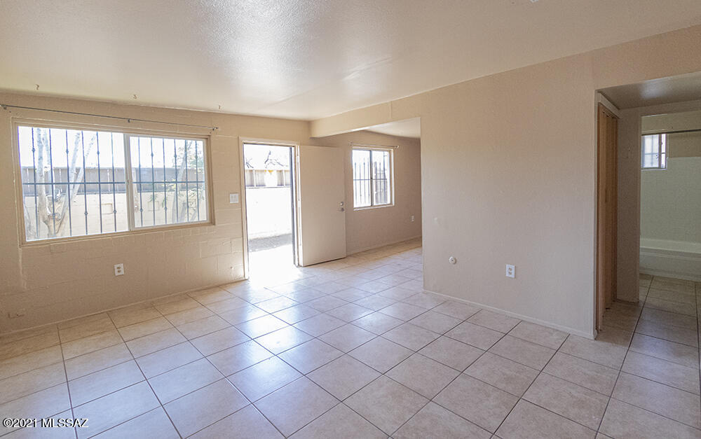Coronado Heights - Residential Lease