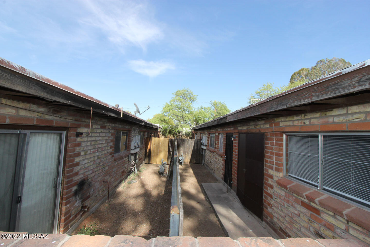 Hedrick Acreage Tract NO 3 - Residential Income