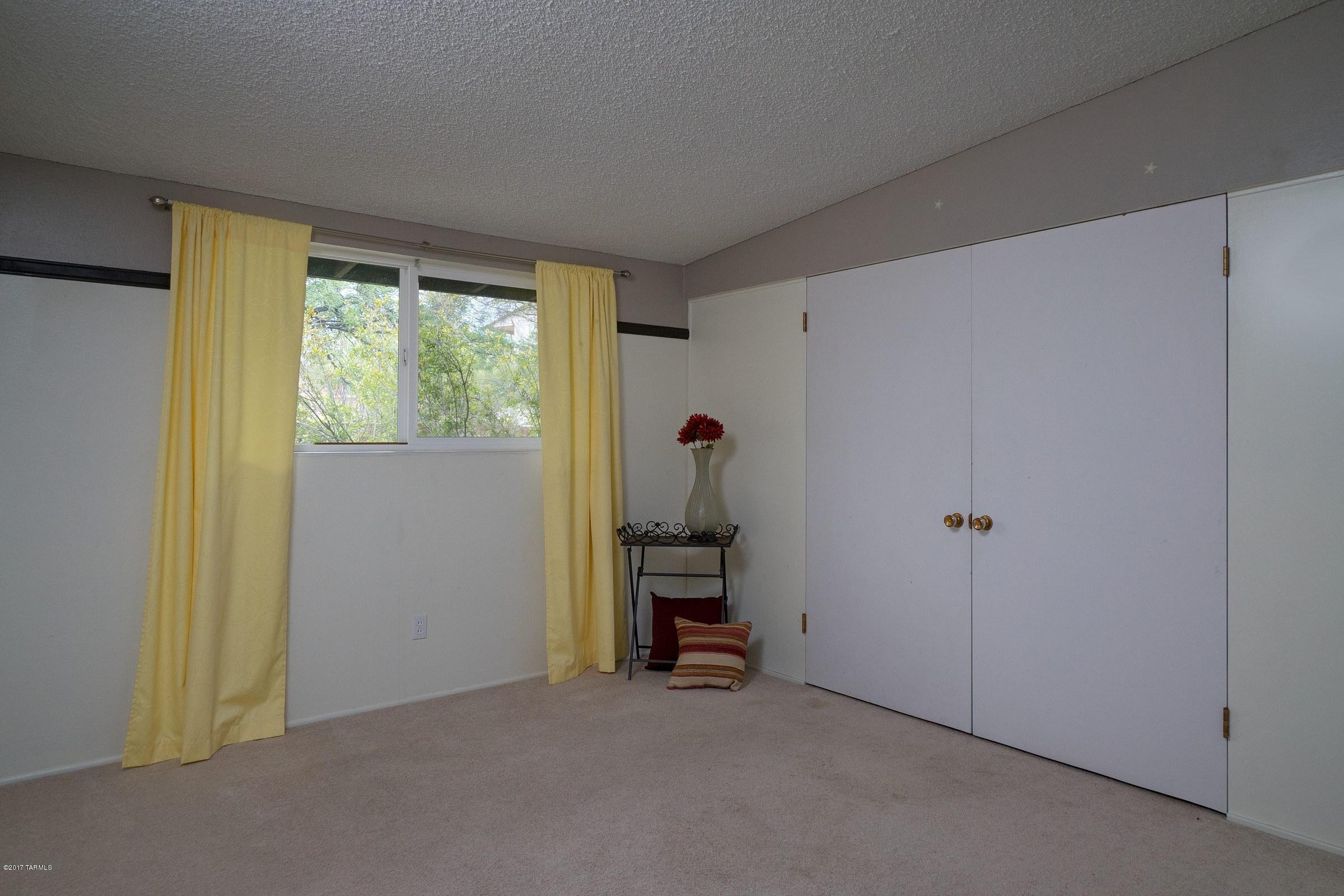 Bear Canyon Hills - Residential