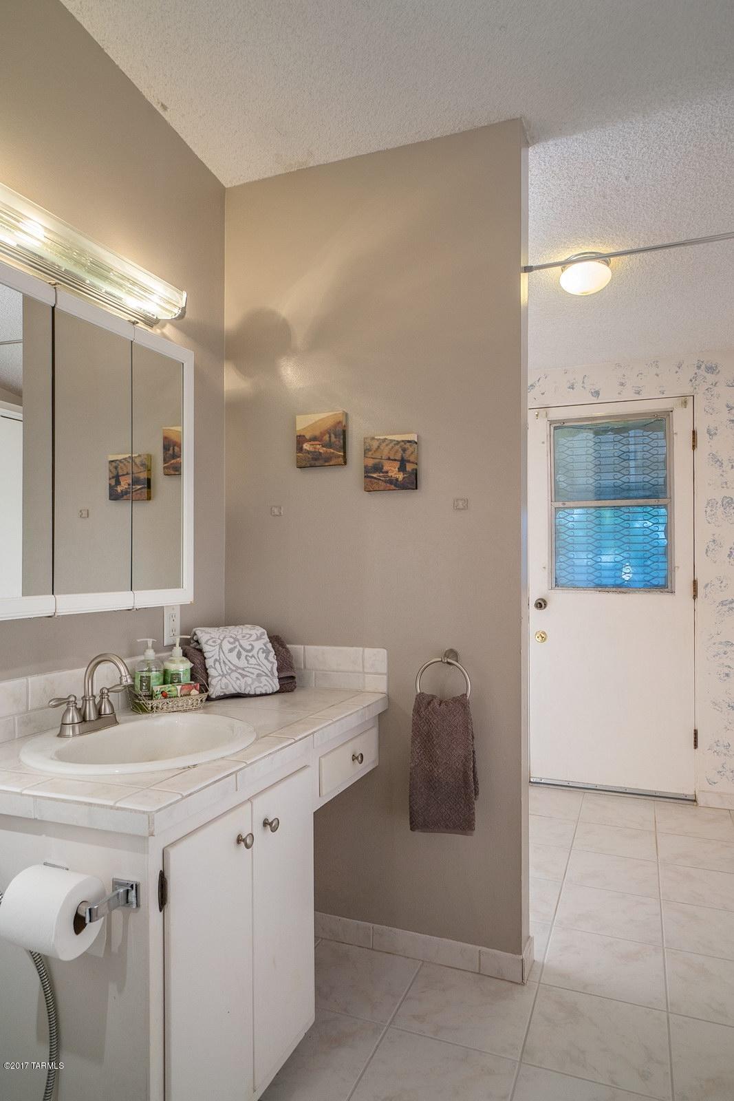 Bear Canyon Hills - Residential