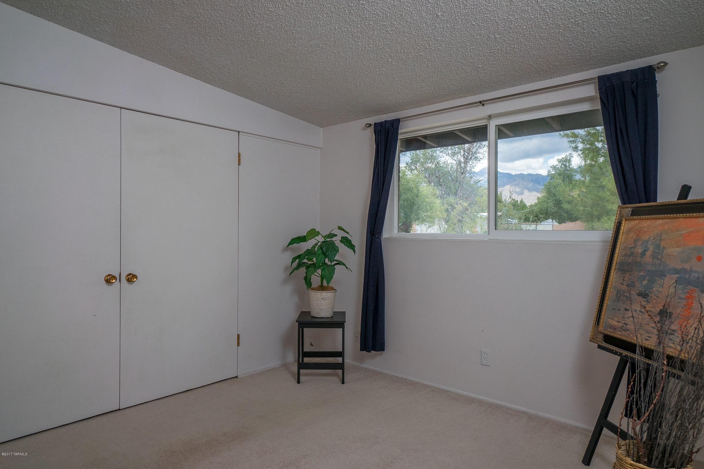 Bear Canyon Hills - Residential