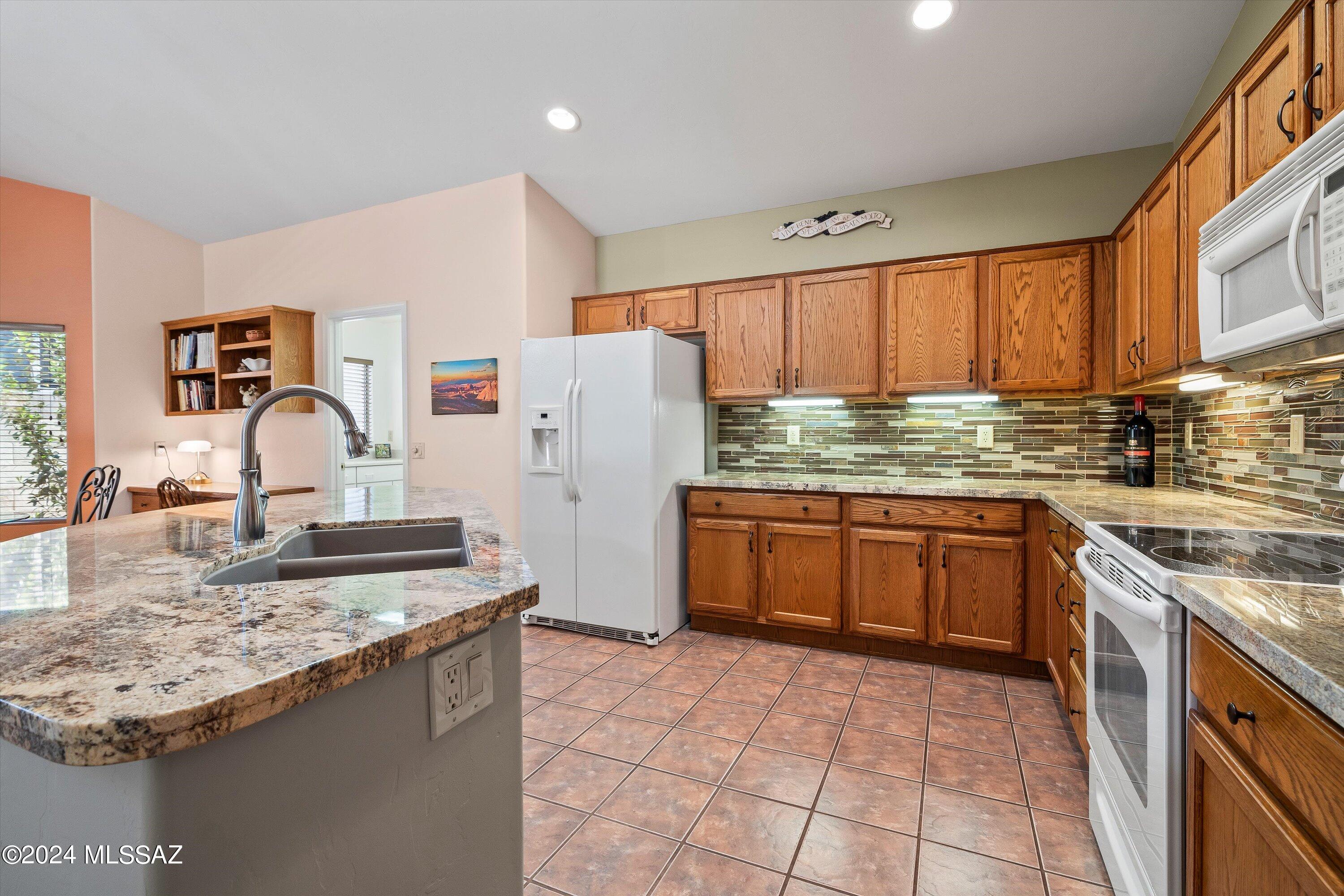 Saddlebrooke - Residential