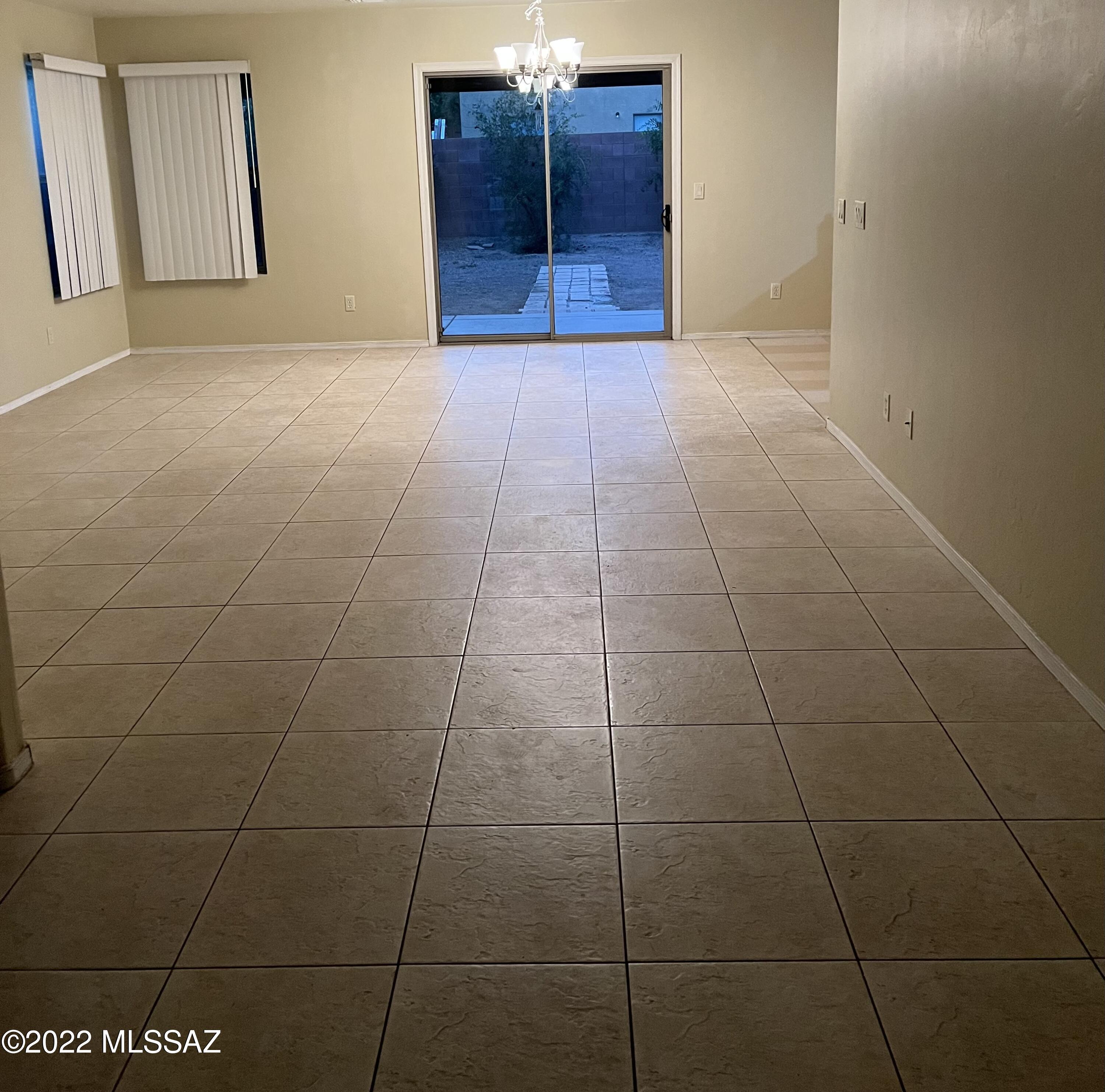 Los Arroyos Del Este Resub - Residential Lease