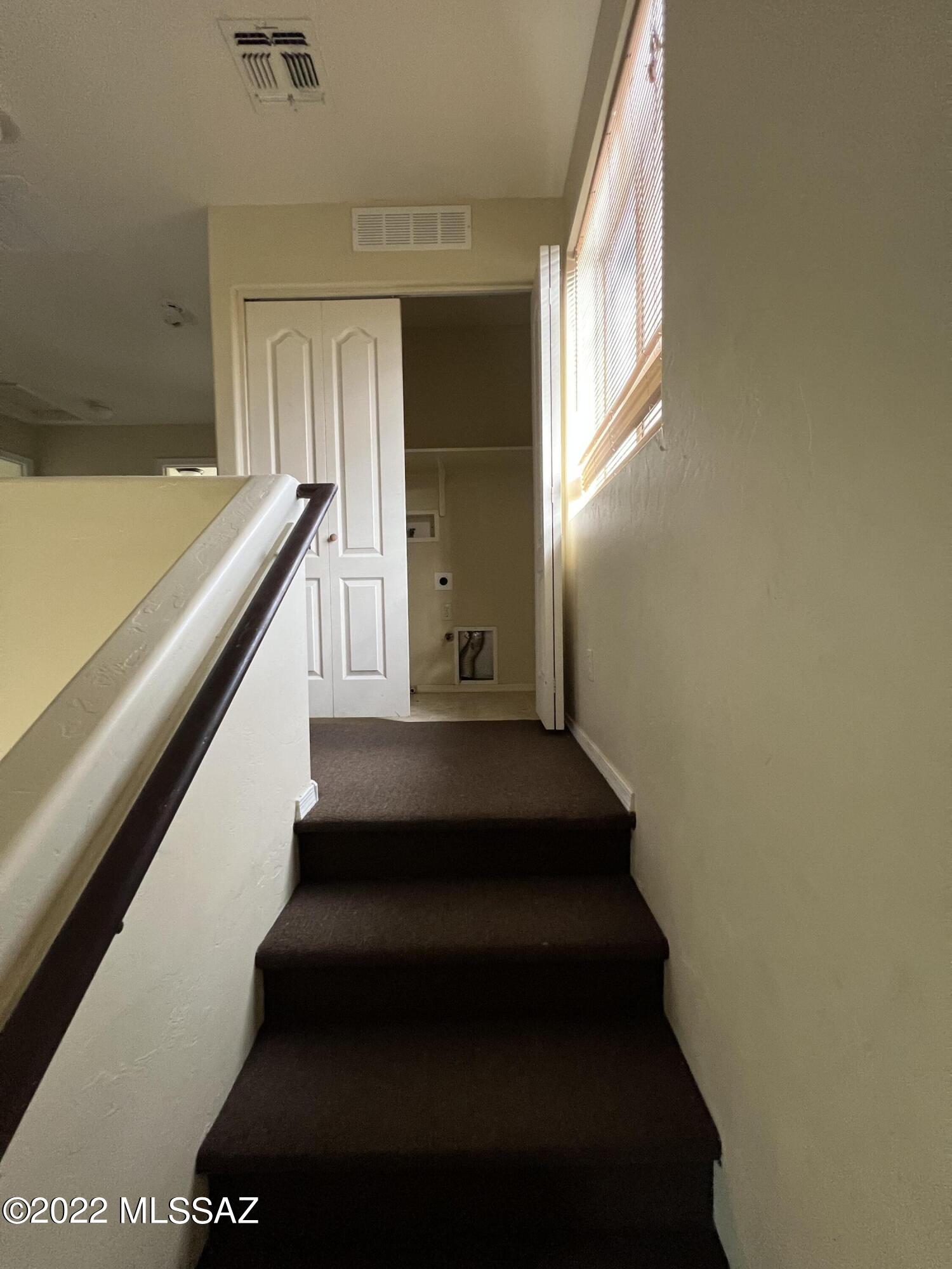 Los Arroyos Del Este Resub - Residential Lease