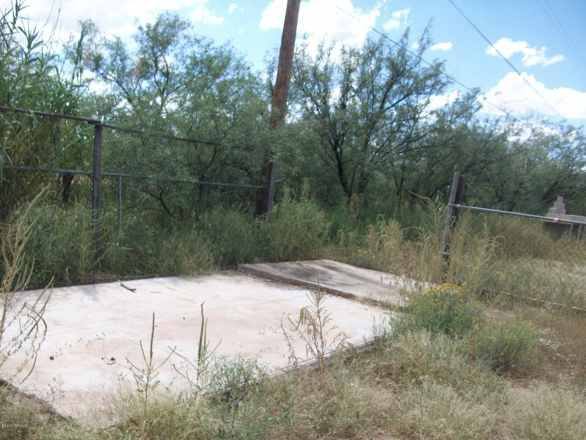 Branding Iron Park - Land