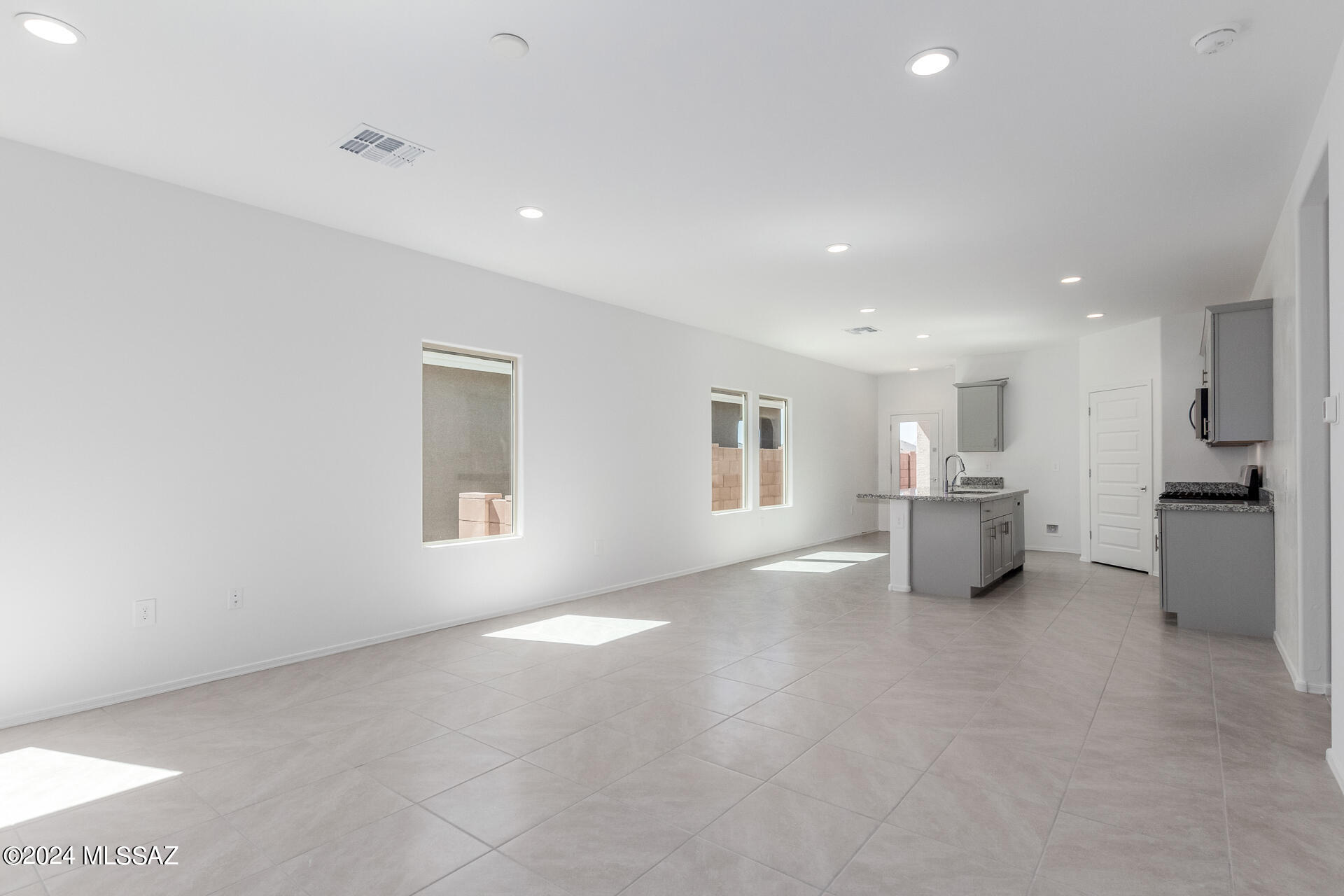 Saguaro Bloom Blocks 5 & 6 - Residential