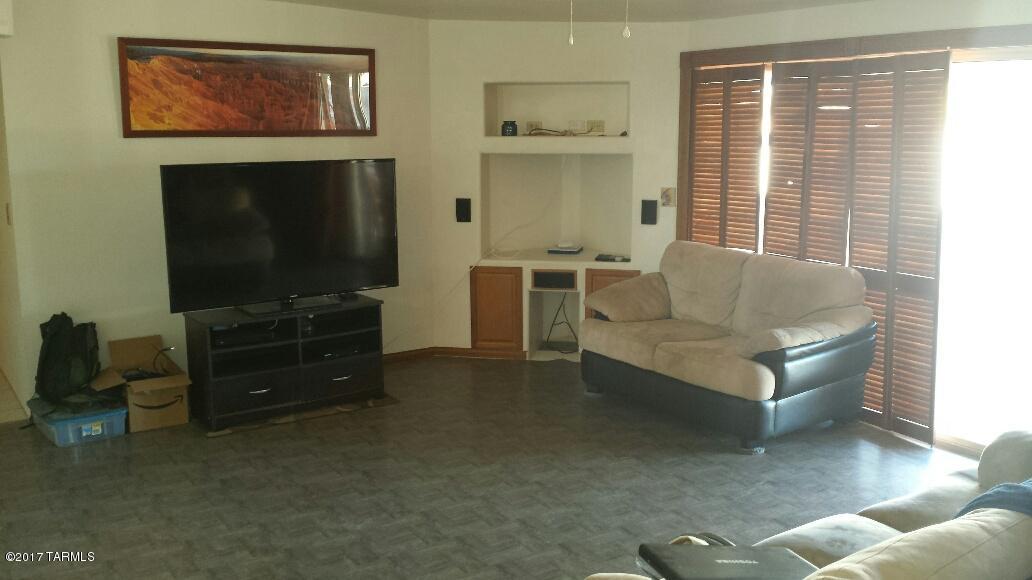 Braewood Terrace (1-107) - Residential