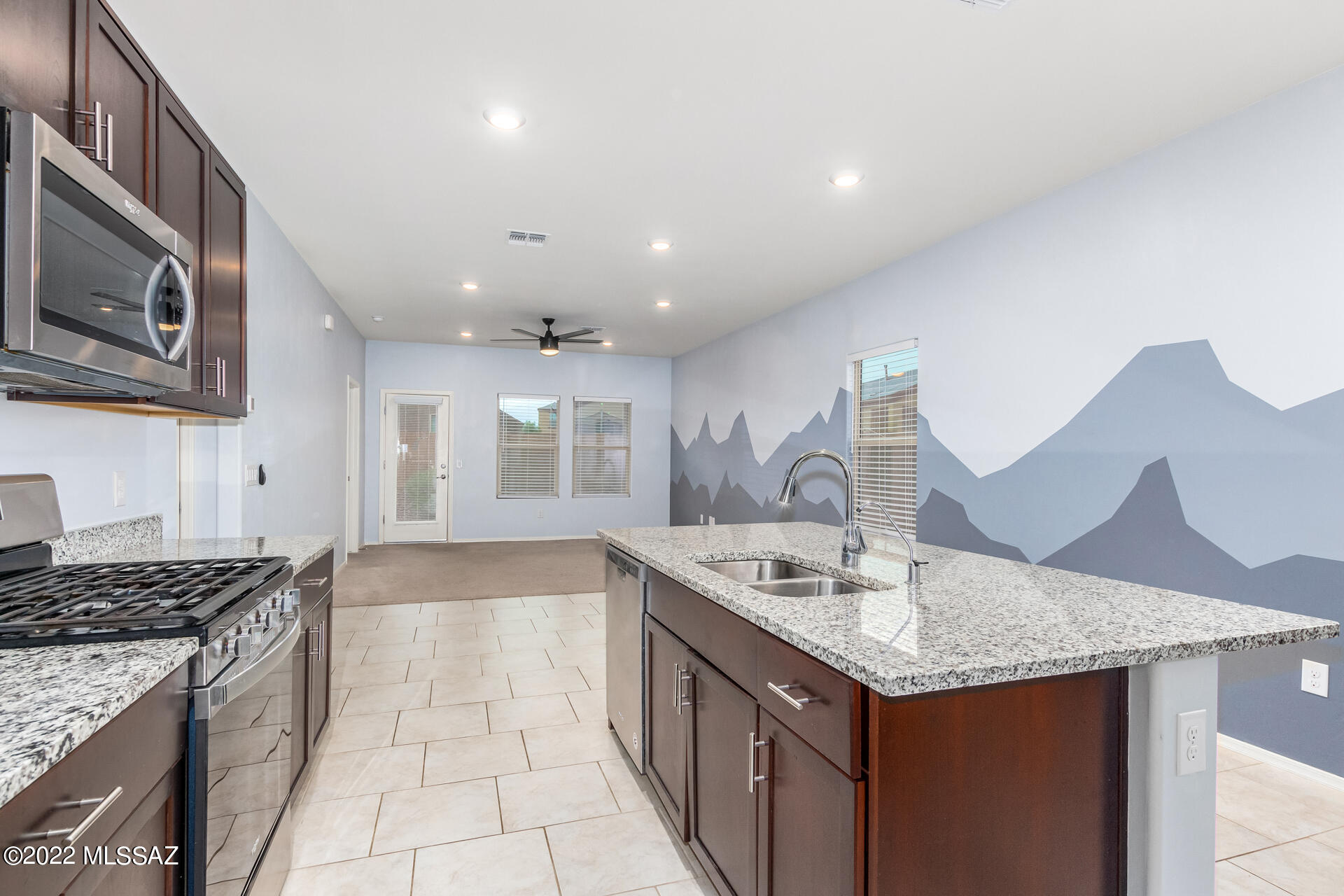 Tres Pueblos Este - Residential Lease