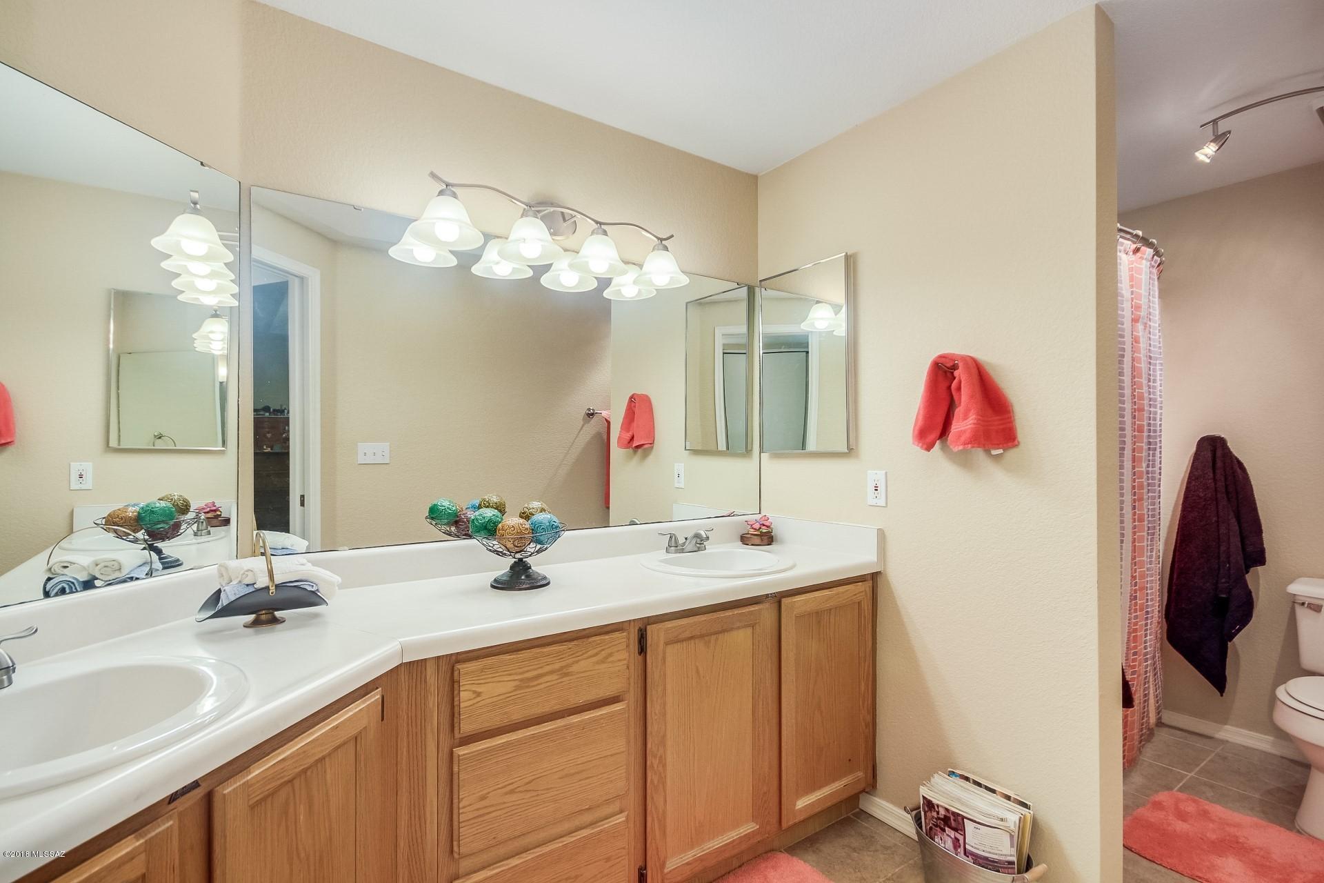 Meadowbrook (273-334, 348-403, 410-532) - Residential