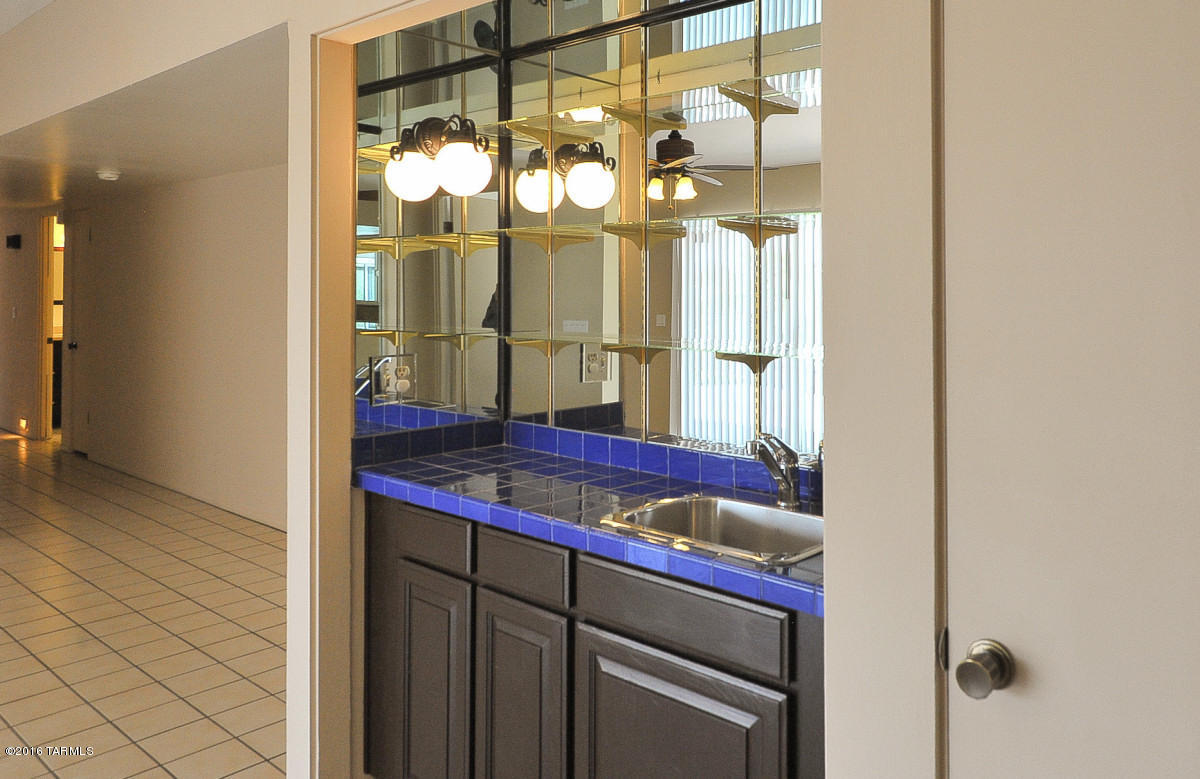 Catalina Foothills Estates NO. 7 - Residential Lease