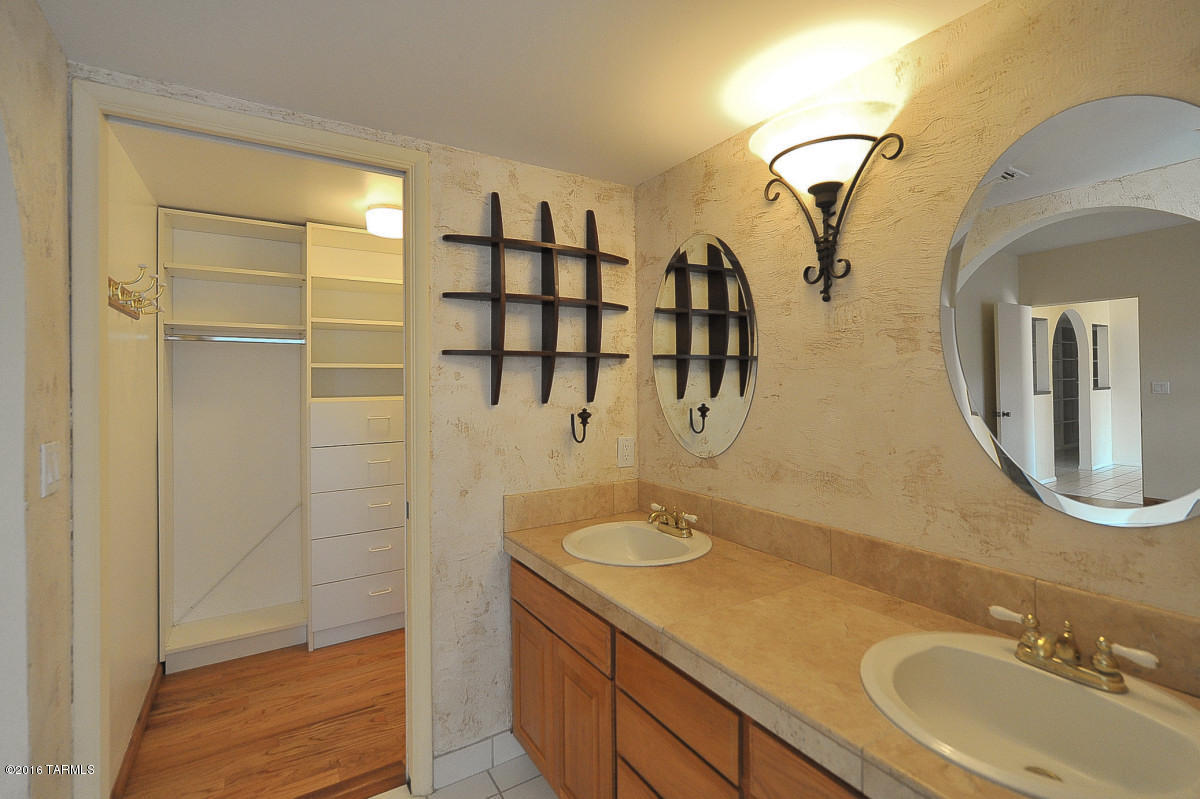 Catalina Foothills Estates NO. 7 - Residential Lease
