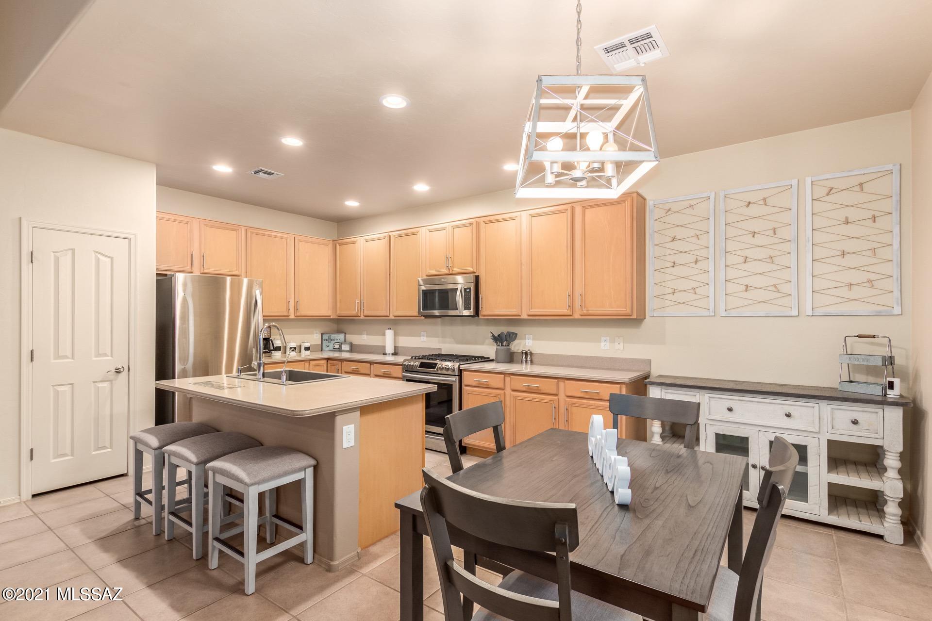 Sabino Mountain (1-290) - Residential