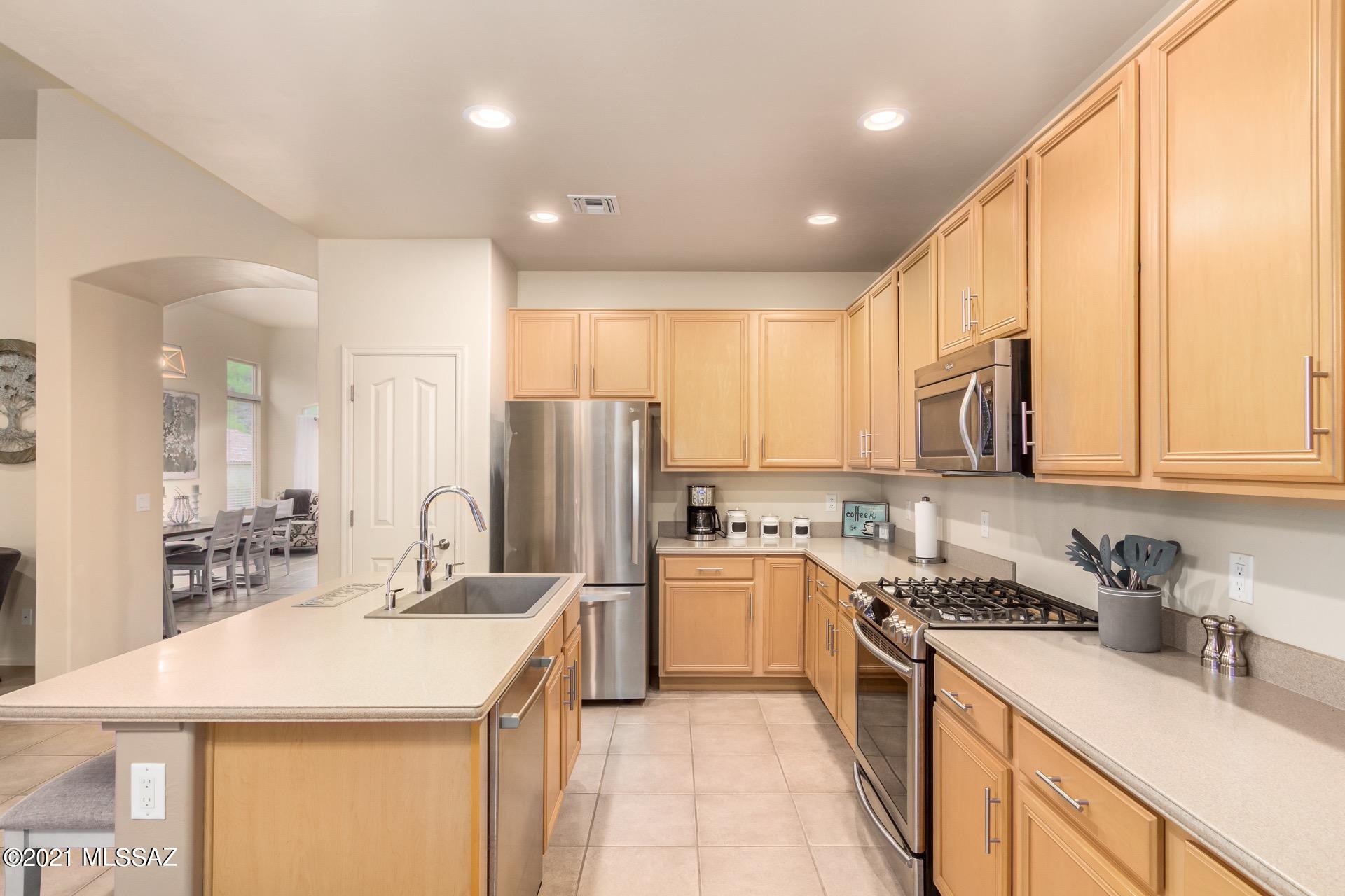 Sabino Mountain (1-290) - Residential
