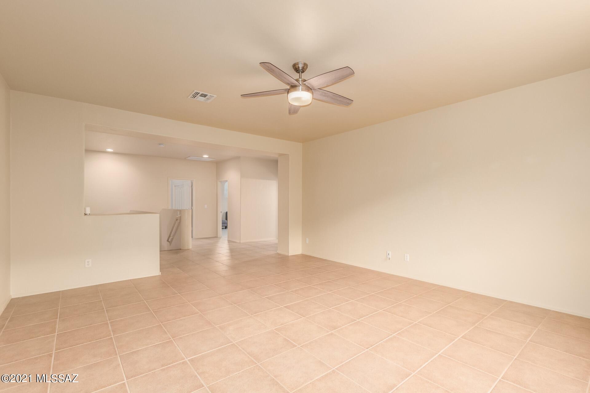 Sabino Mountain (1-290) - Residential