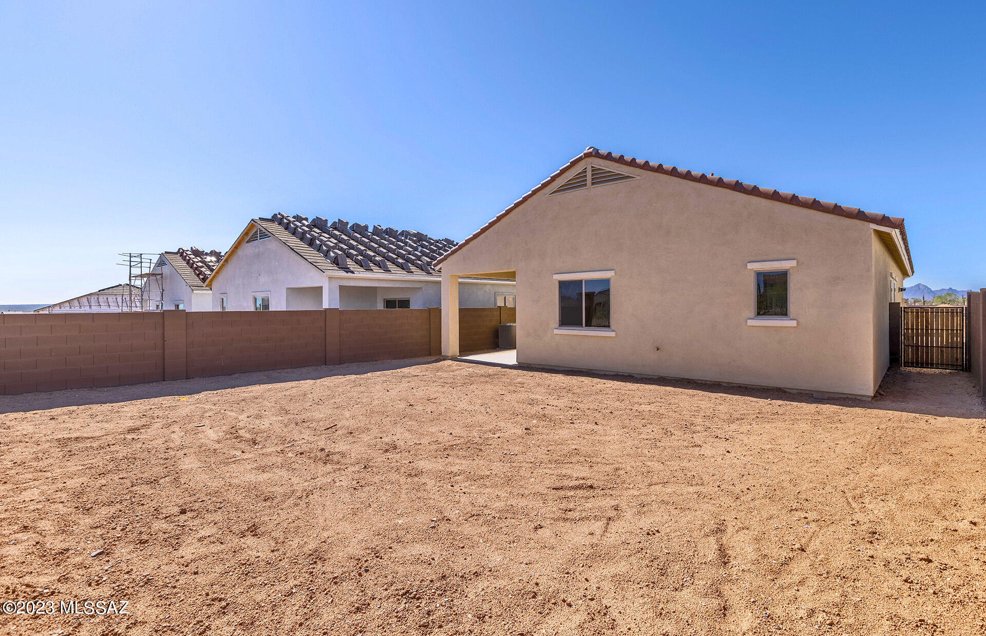 Entrada Del Pueblo - Residential